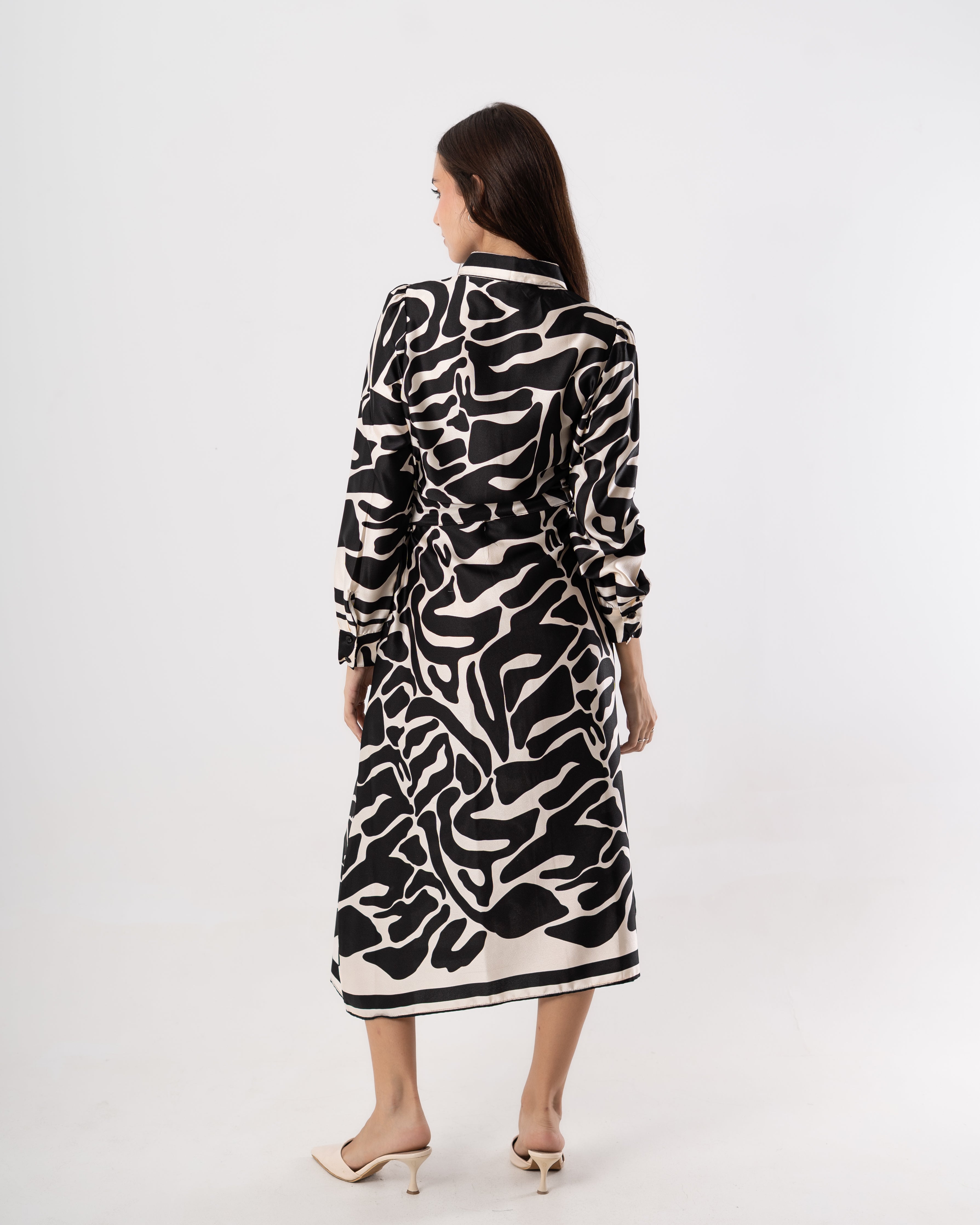 Belted dress - Wave drawing