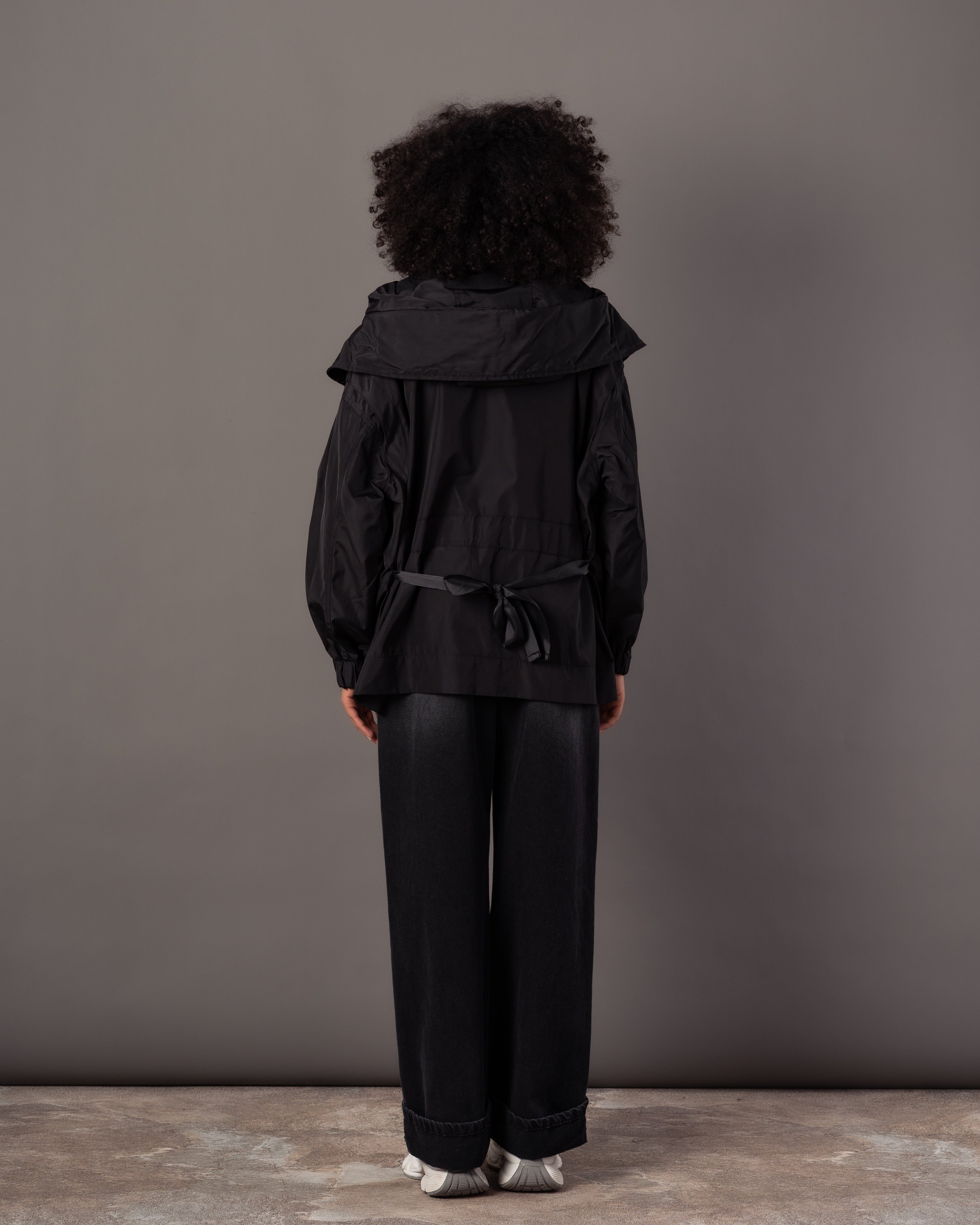 Plain Jacket With Belt – Hooded (Zipper & Capsule Buttons)