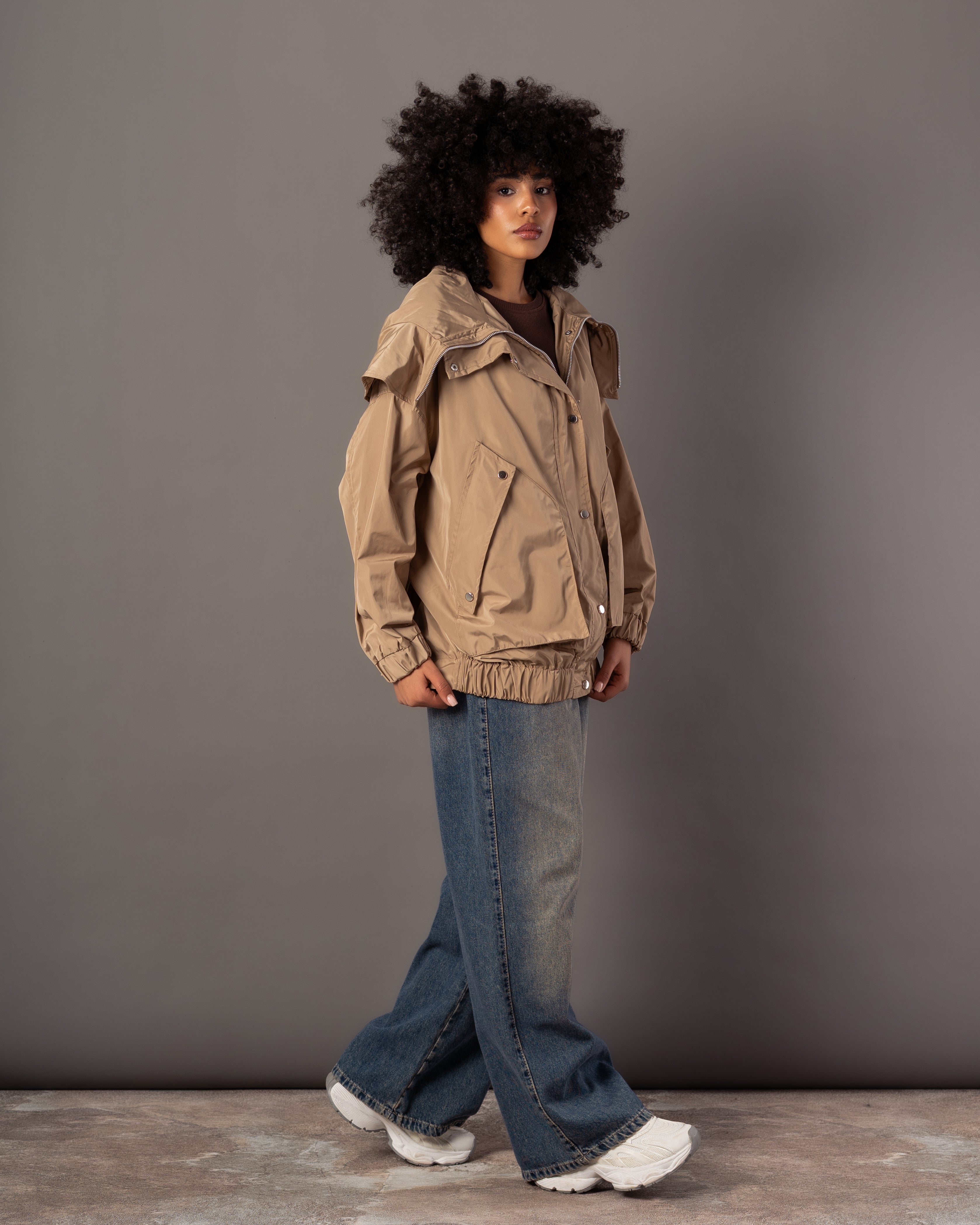 Plain Jacket With Belt – Hooded (Zipper & Capsule Buttons)