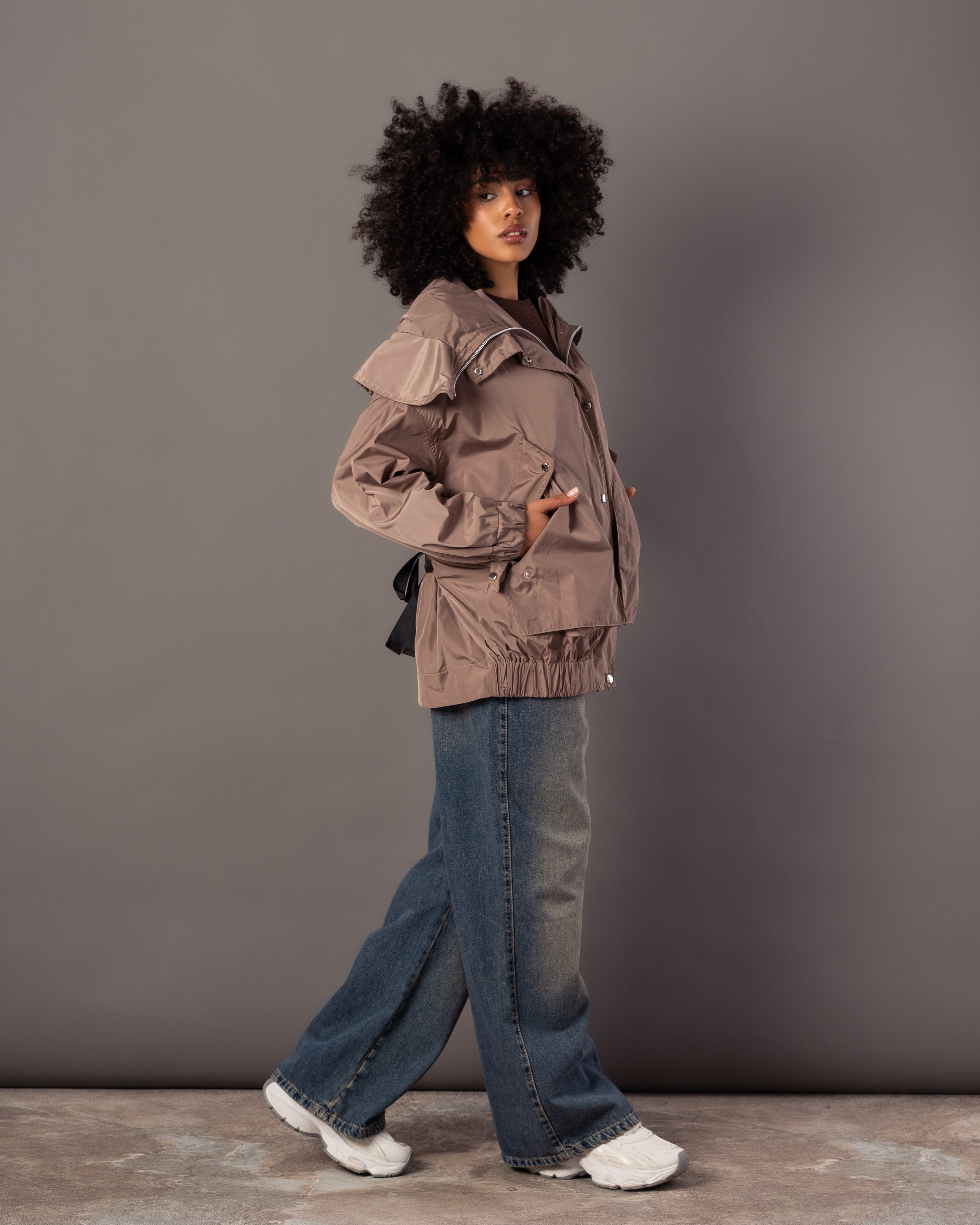 Plain Jacket With Belt – Hooded (Zipper & Capsule Buttons)