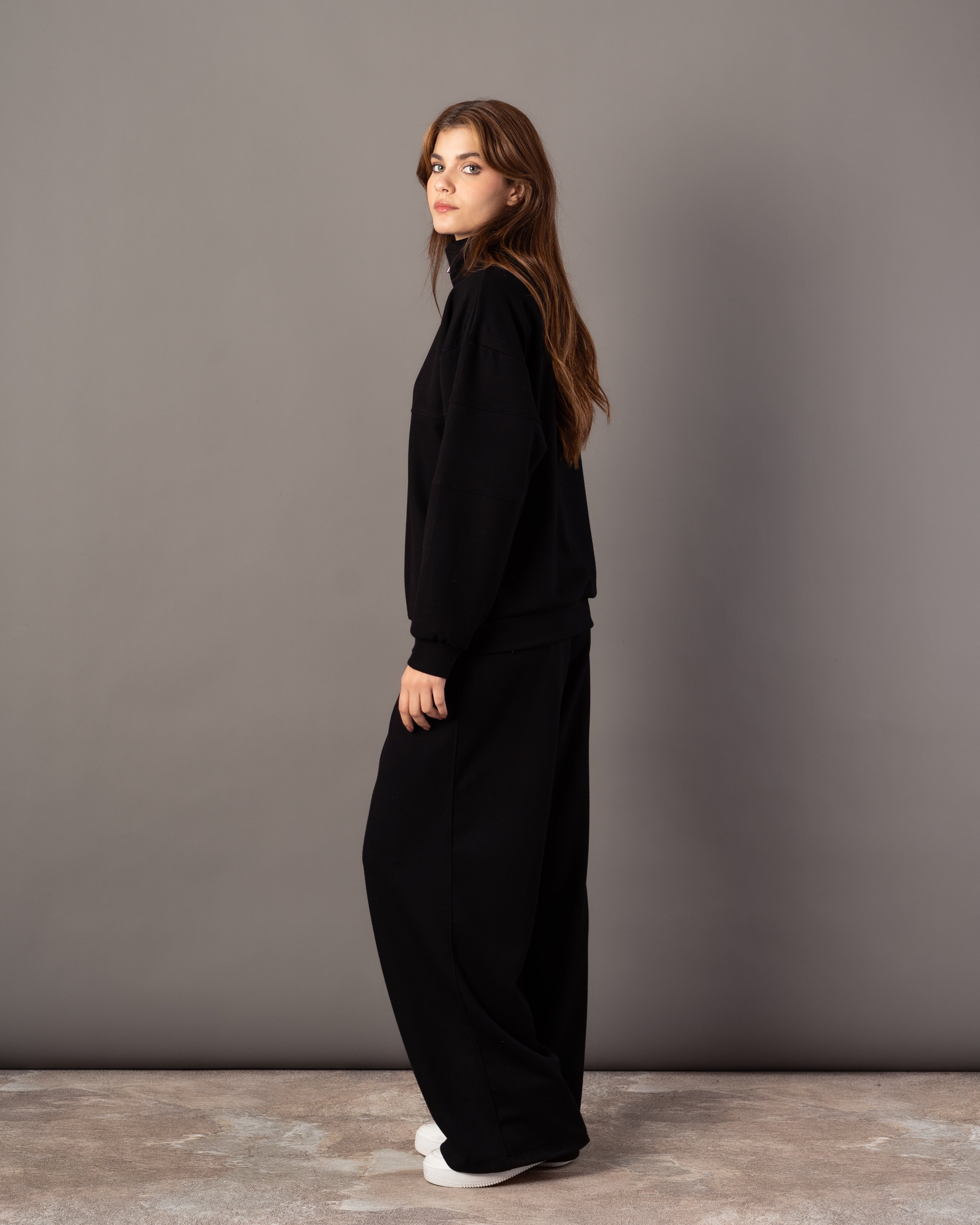 Plain Sweatshirt – Zip Neck (Chest & Sleeve Stripe)