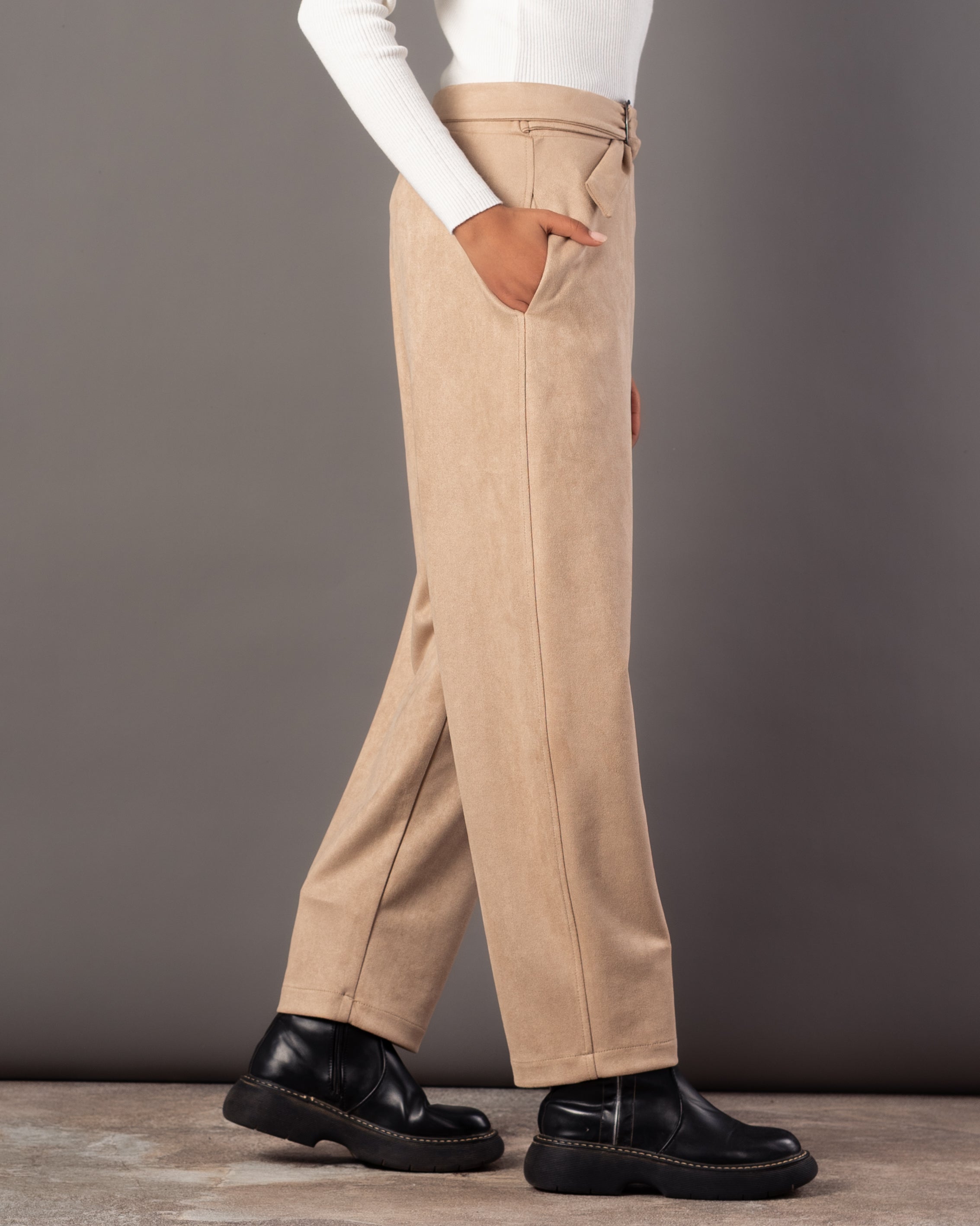 Plain Trouser – With Belt (Boyfriend Fit)