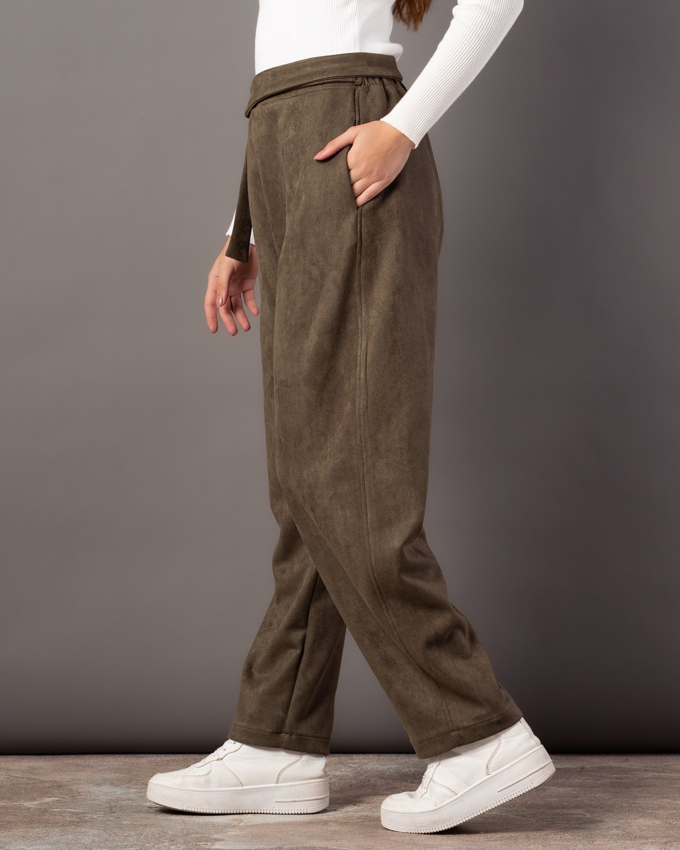 Plain Trouser – With Belt (Boyfriend Fit)