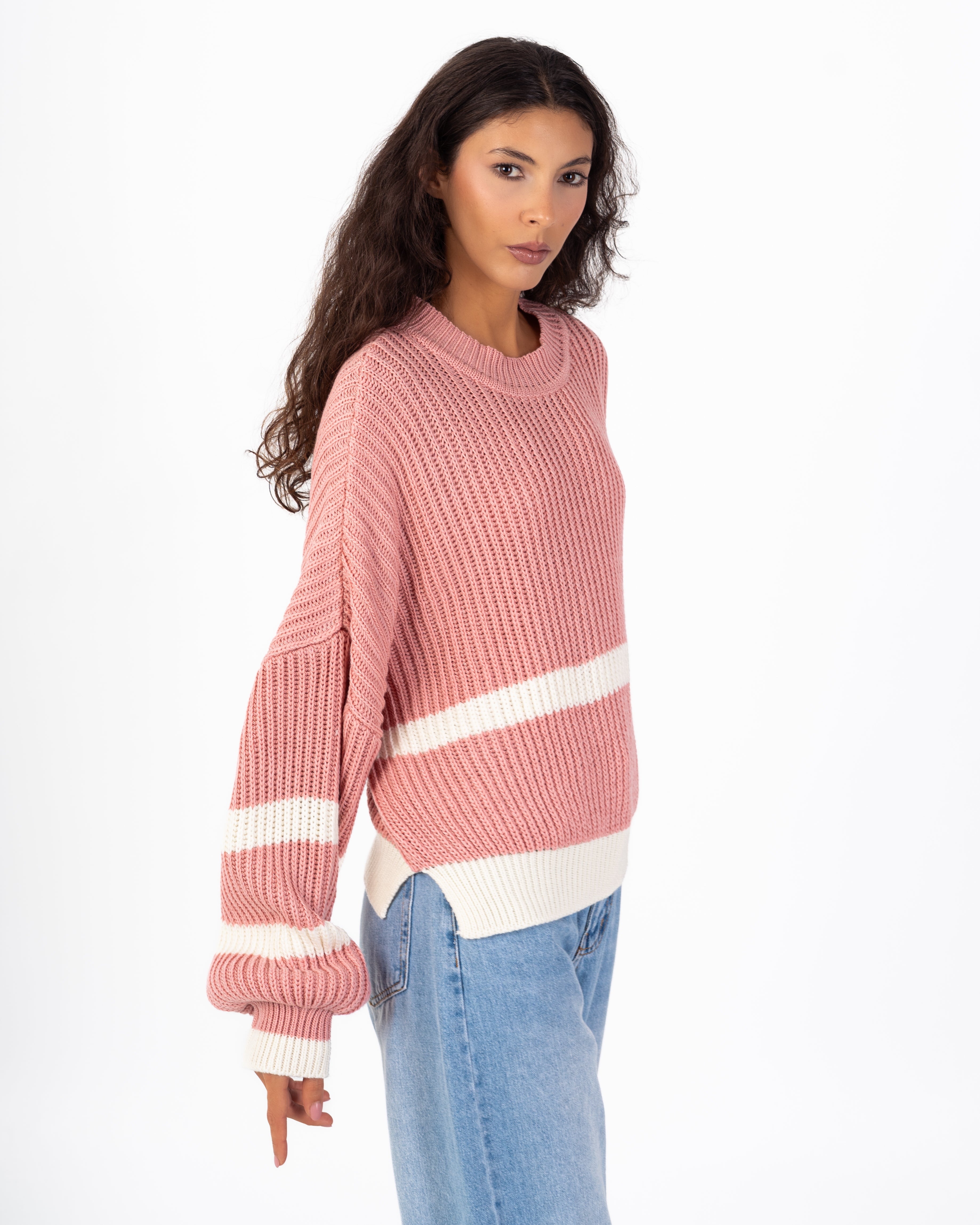 Knitwear Pullover – Sleeve Stripes (Round Neck)