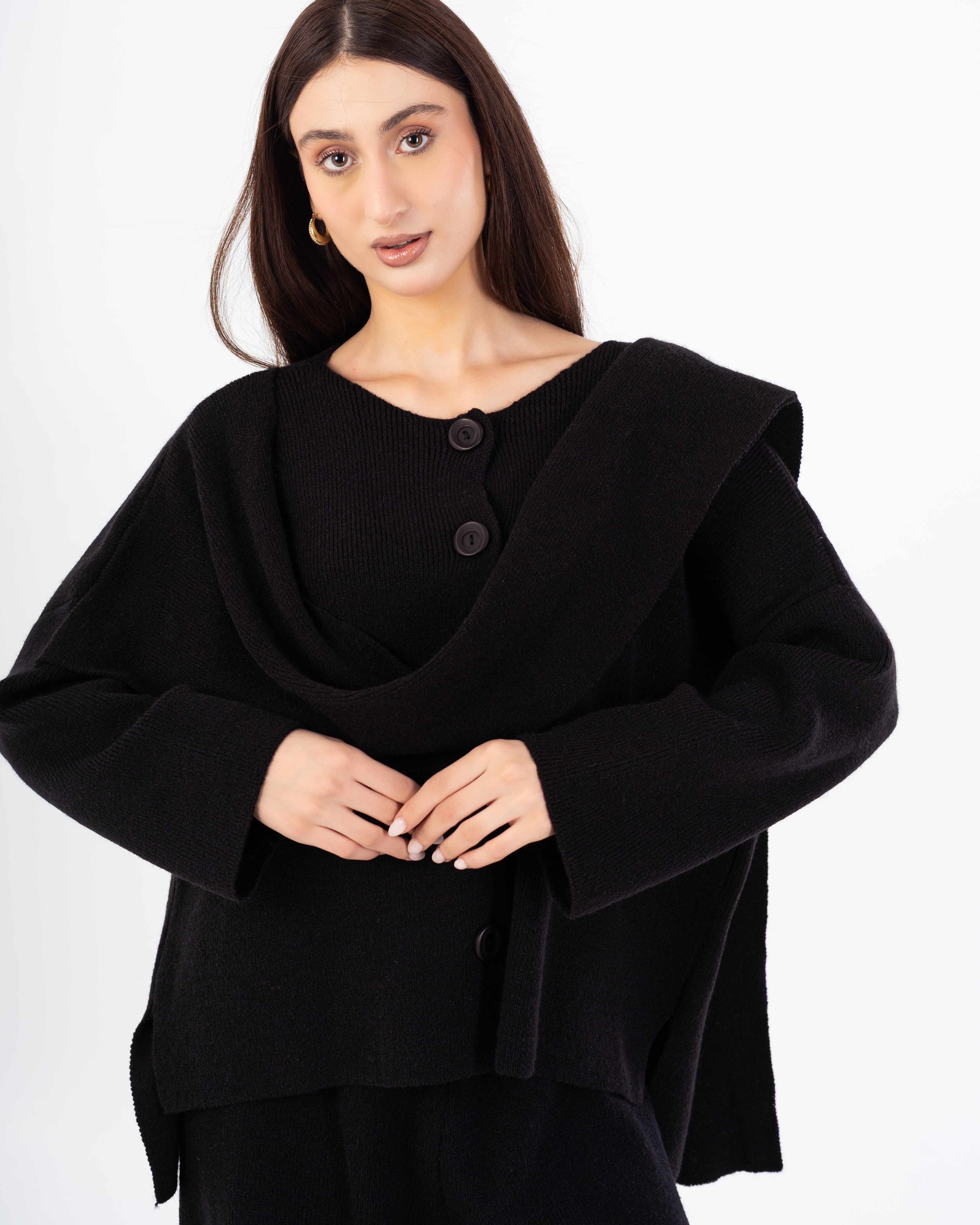 بدلة تريكو – مع وشاح