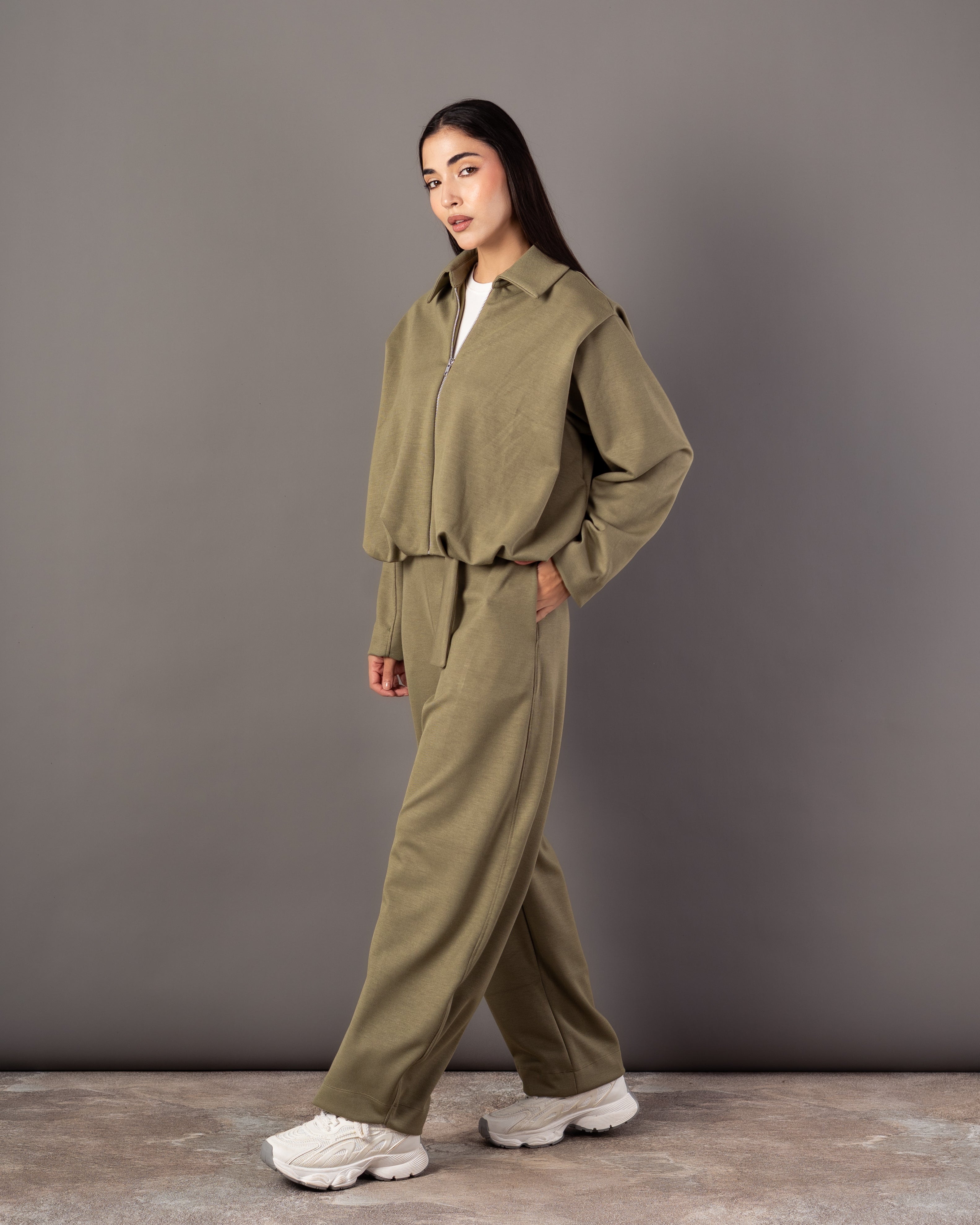 Zipper Sweatshirt – Plain (Collar)