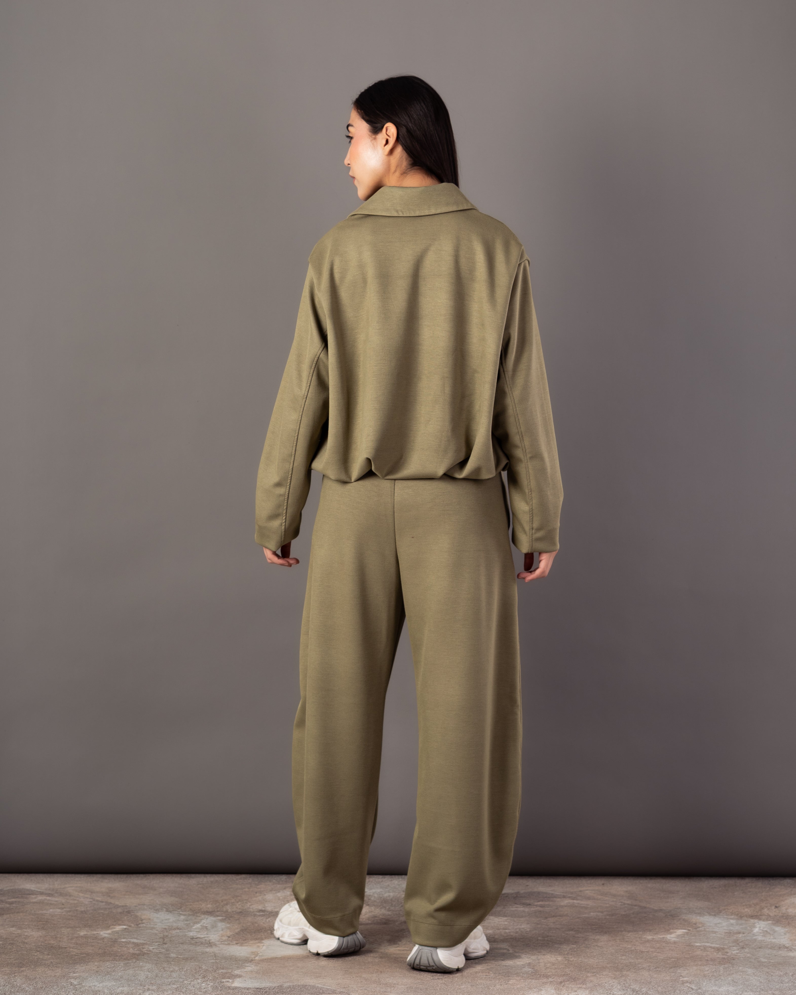 Zipper Sweatshirt – Plain (Collar)