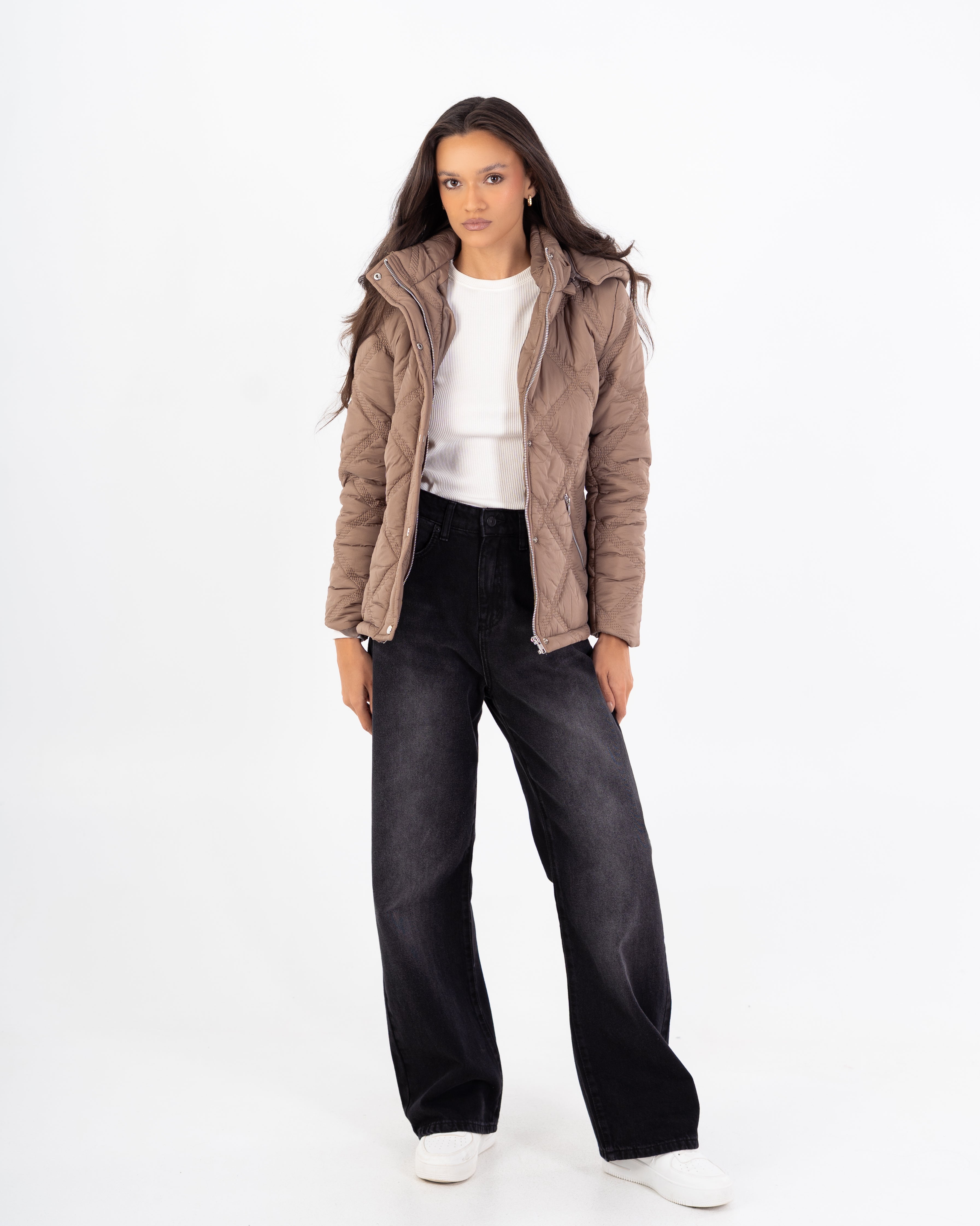 جاكيت مبطن – قصير (بغطاء رأس، وجيب بسحاب)