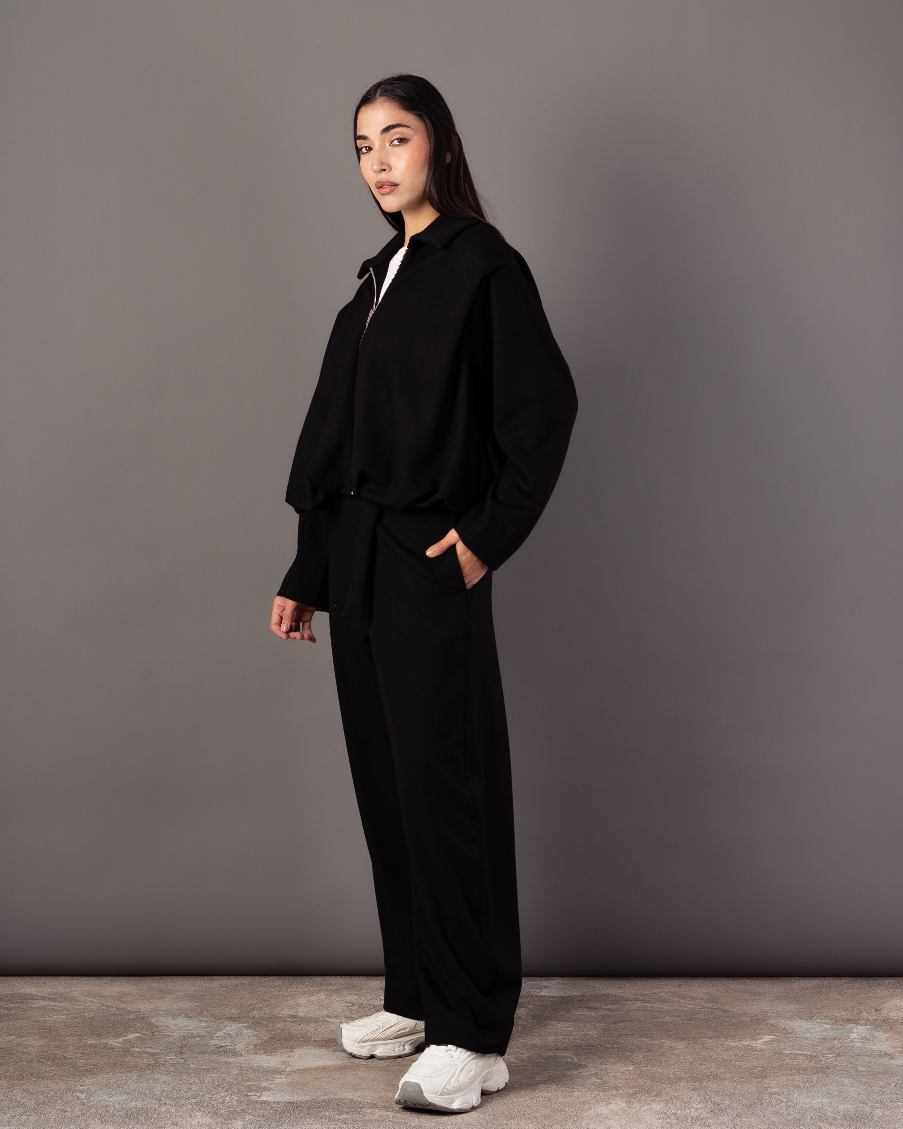 Zipper Sweatshirt – Plain (Collar)