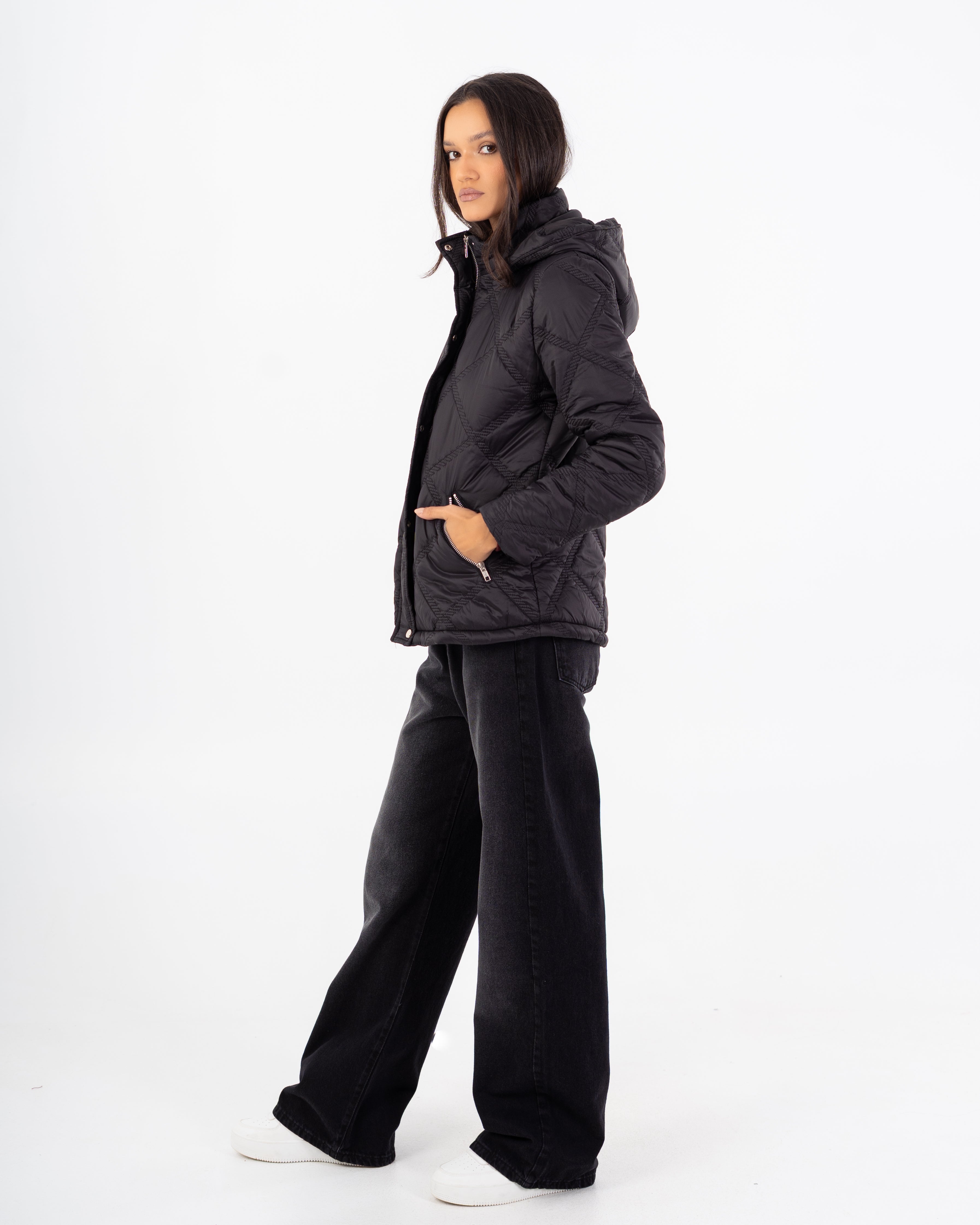 جاكيت مبطن – قصير (بغطاء رأس، وجيب بسحاب)