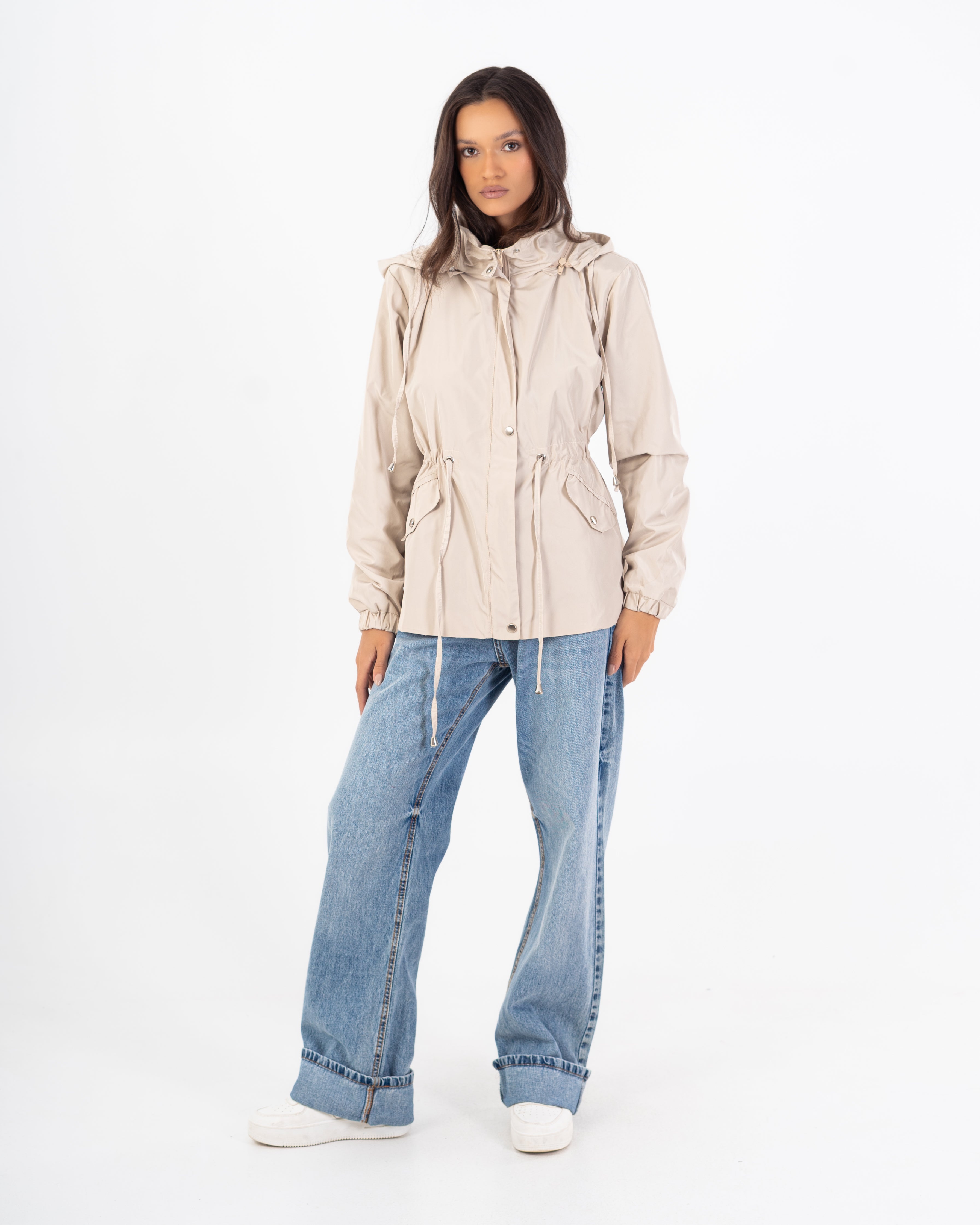 سترة مقاومة للماء – بغطاء رأس (حزام خصر مرن)