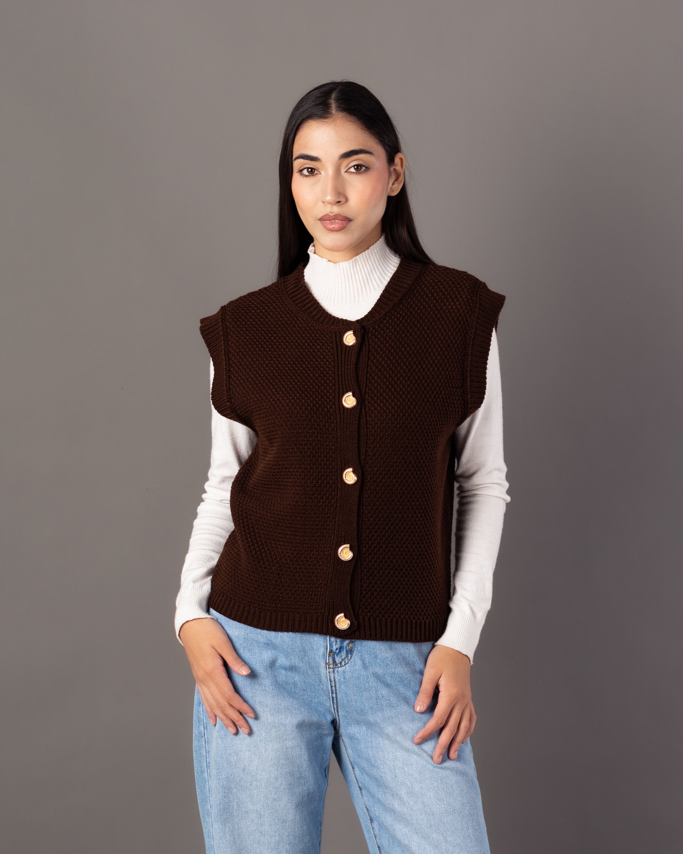 Knitwear Vest – Gold Button