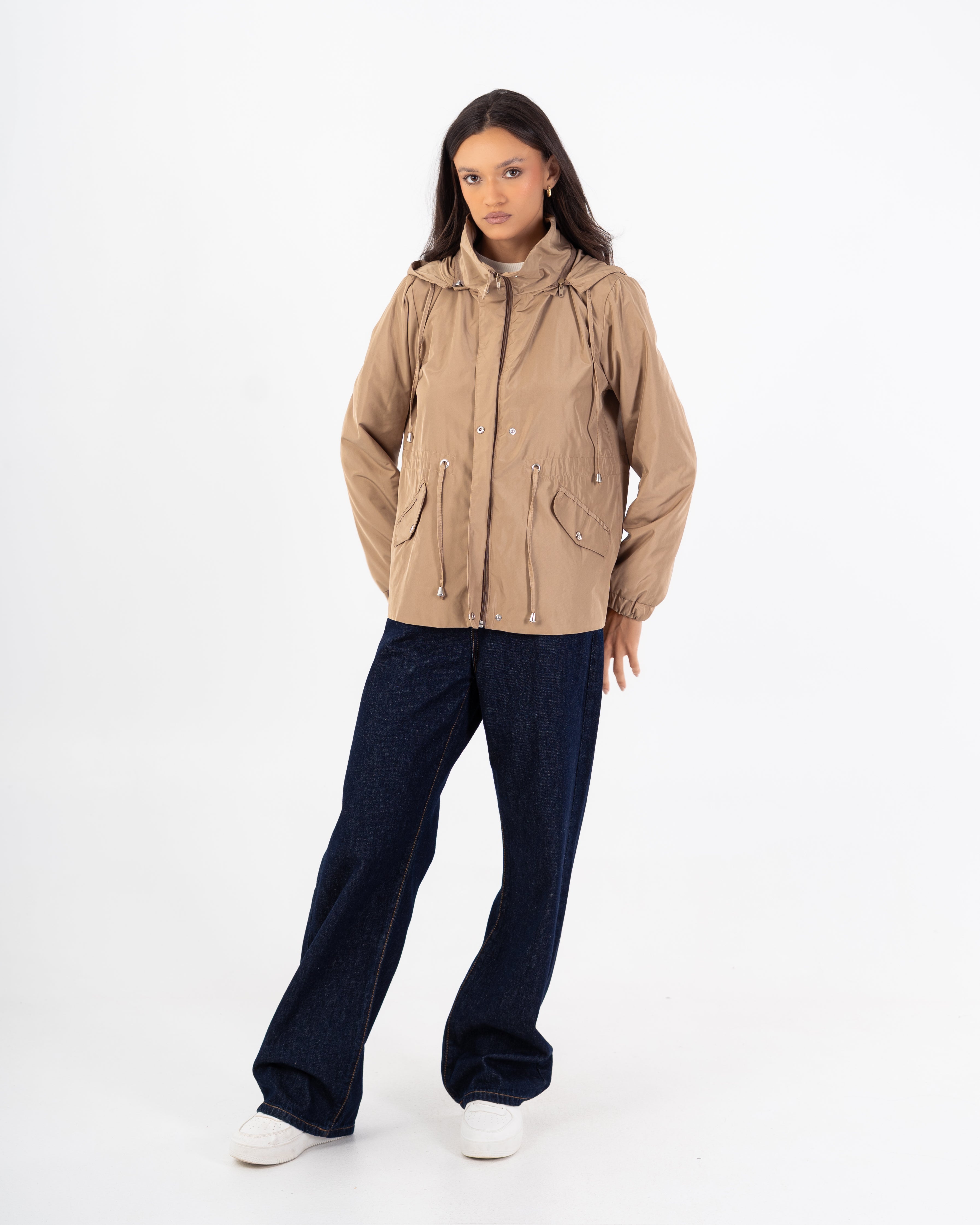 سترة مقاومة للماء – بغطاء رأس (حزام خصر مرن)