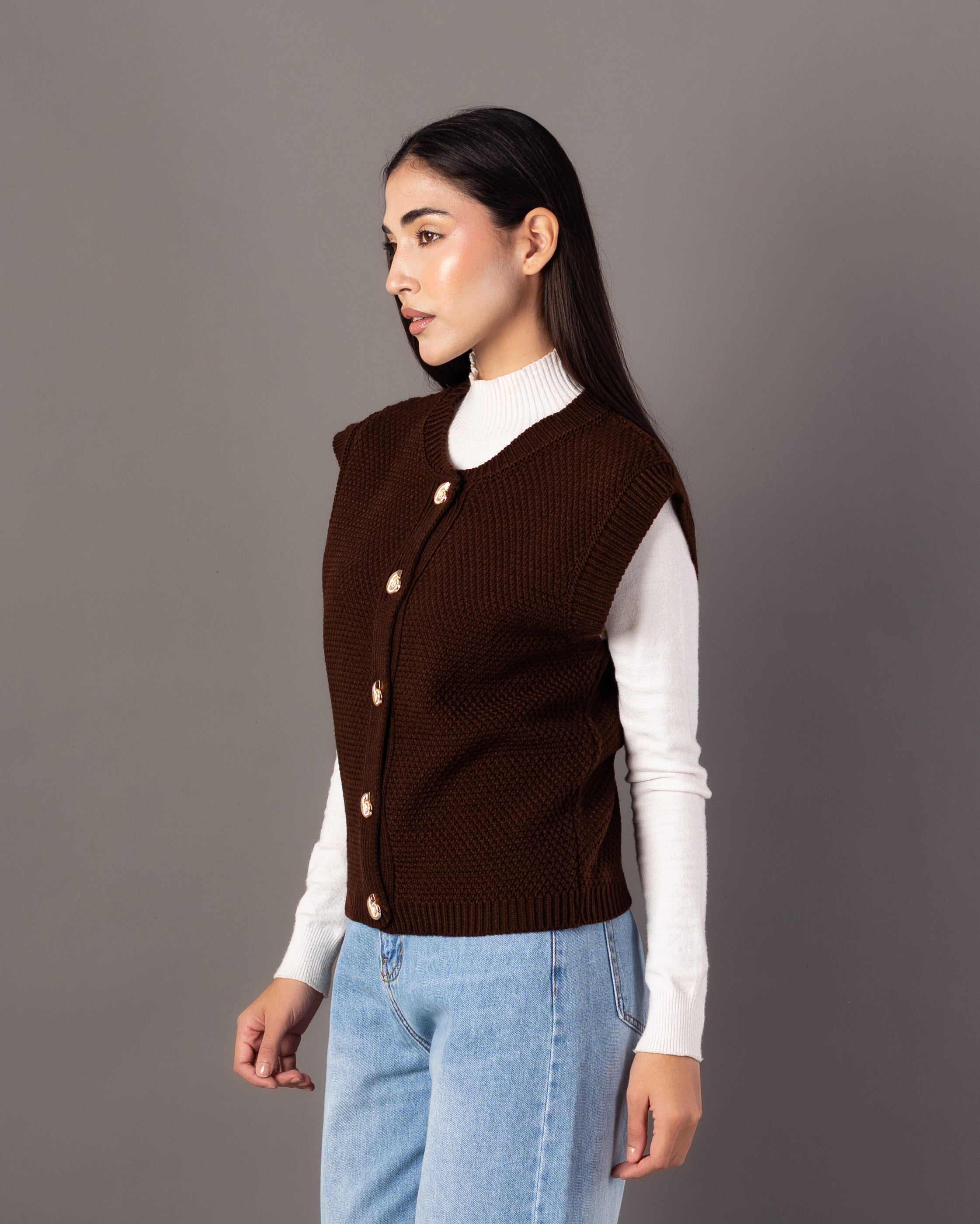 Knitwear Vest – Gold Button