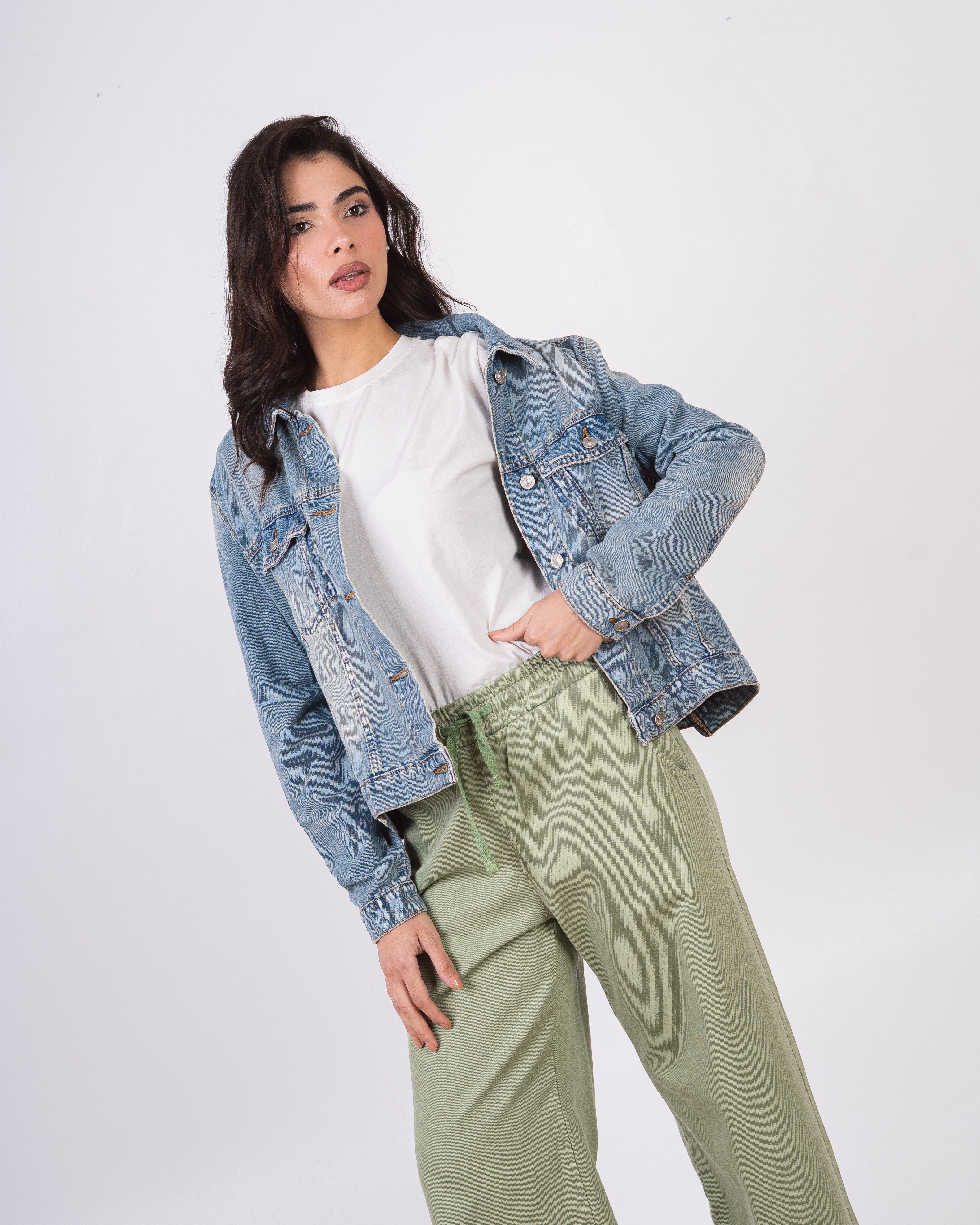 Short Jacket – Chest Pocket (Capsule Buttons)