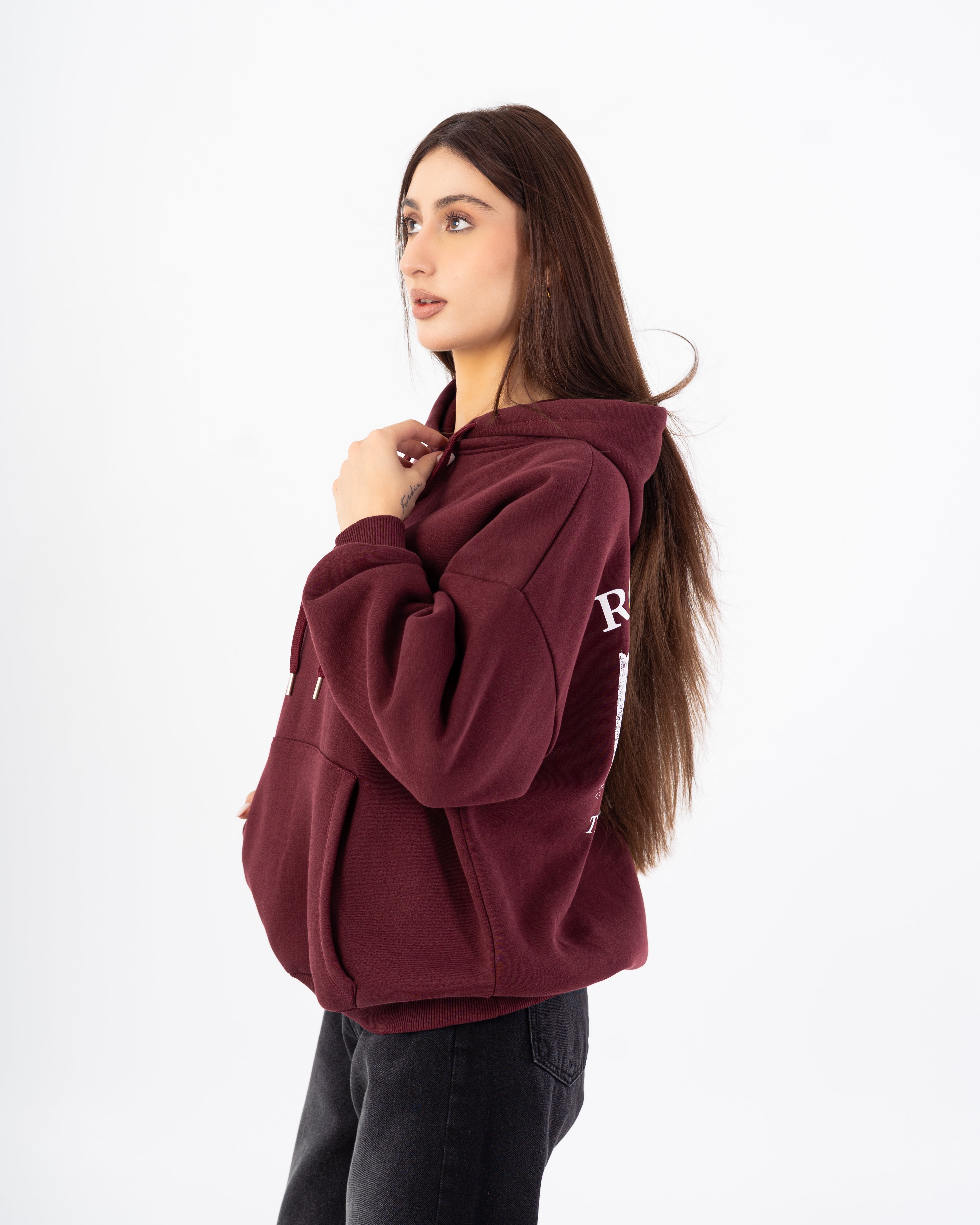 سويت شيرت – طباعة جرافيكية على الظهر