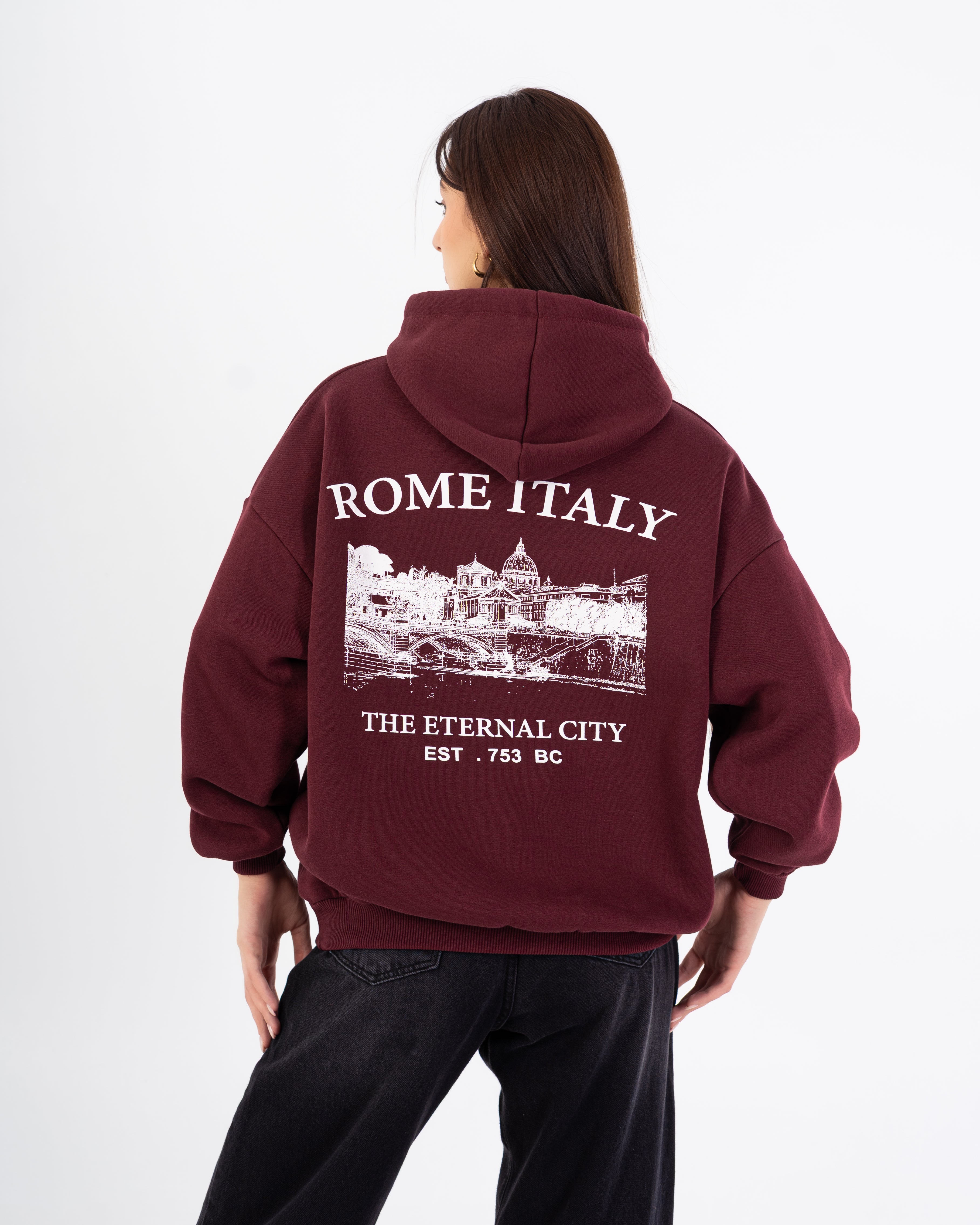 سويت شيرت – طباعة جرافيكية على الظهر