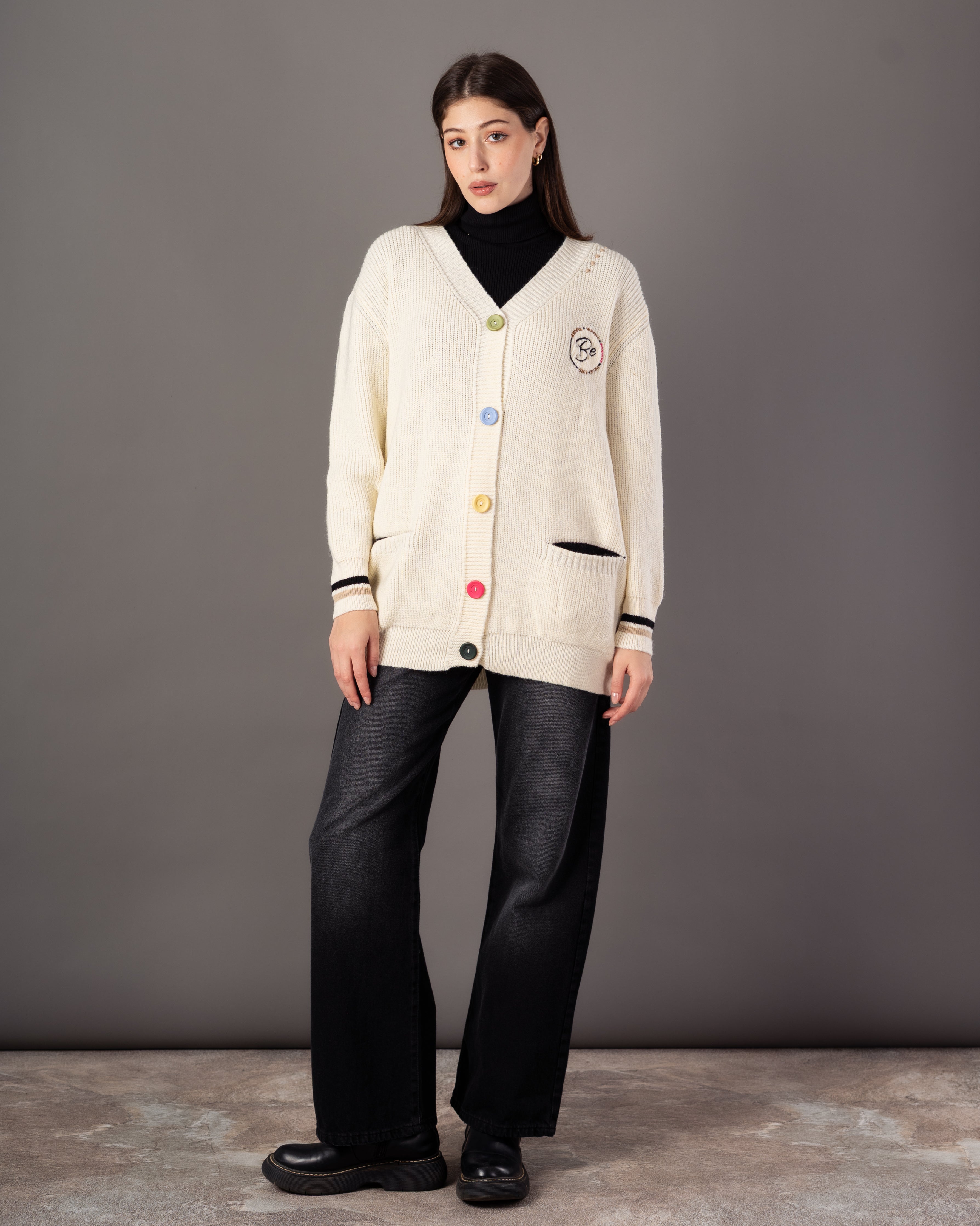 Knitwear Cardigan – Colored Buttons