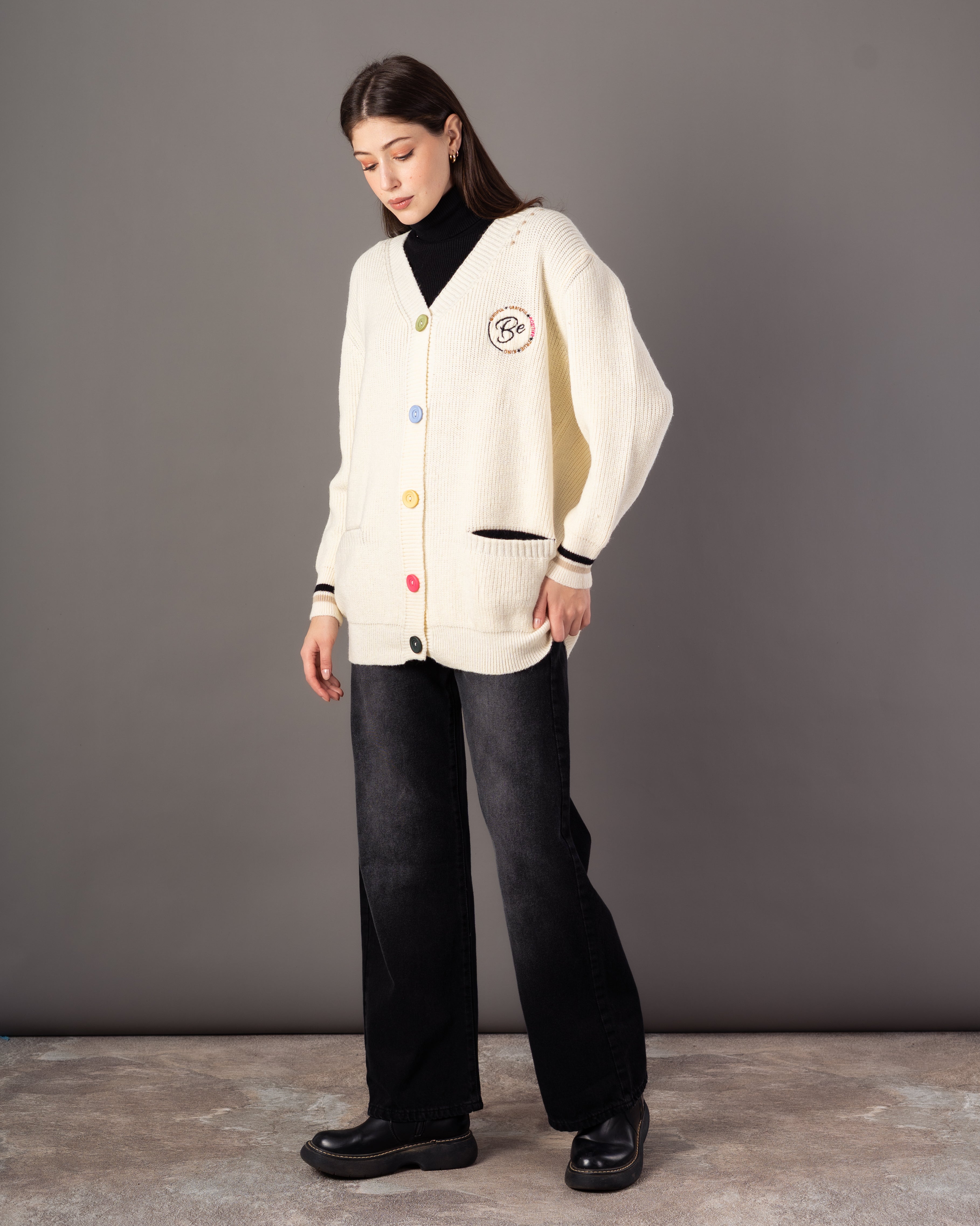 Knitwear Cardigan – Colored Buttons