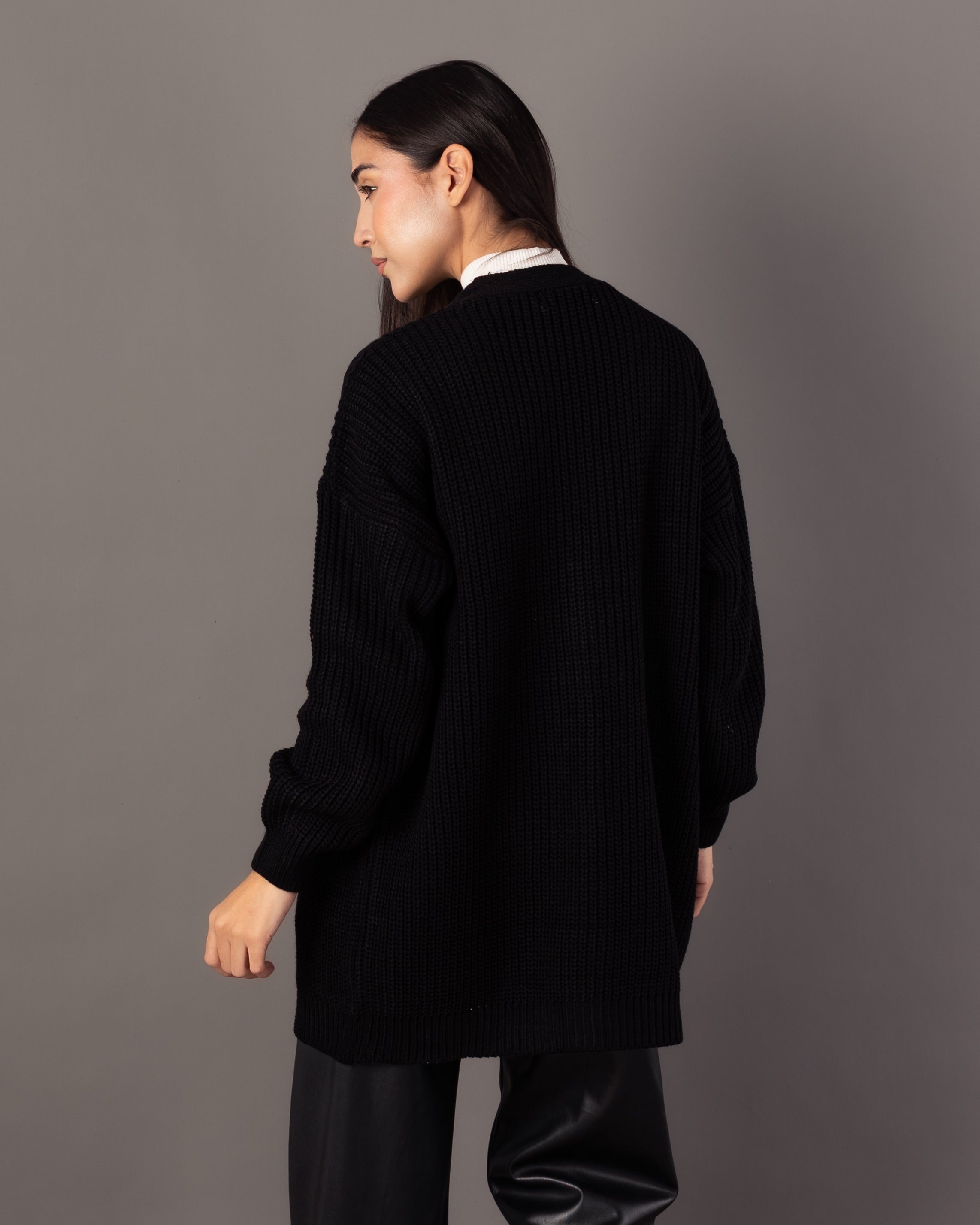 Plain Knitwear Cardigan – Open