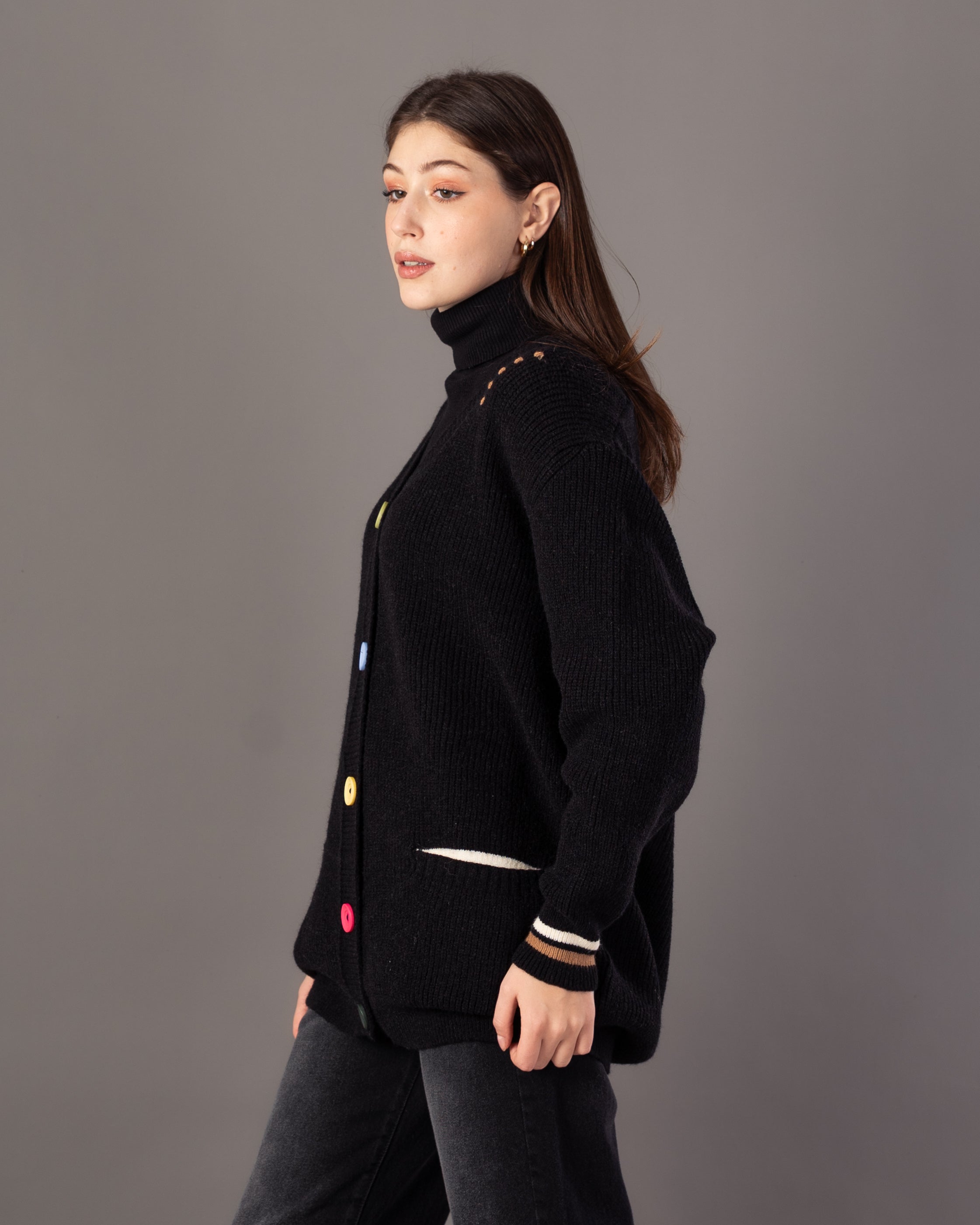 Knitwear Cardigan – Colored Buttons