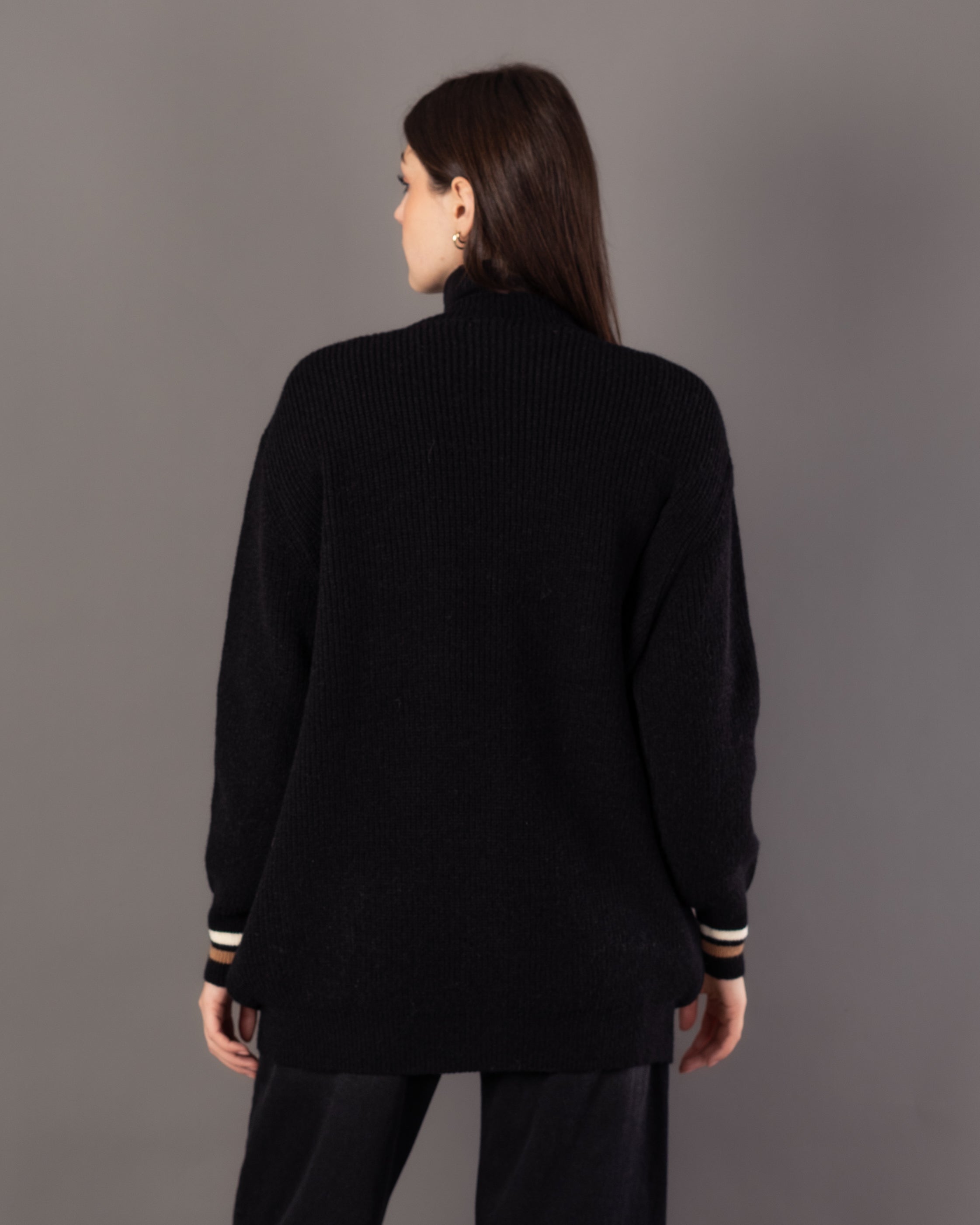 Knitwear Cardigan – Colored Buttons