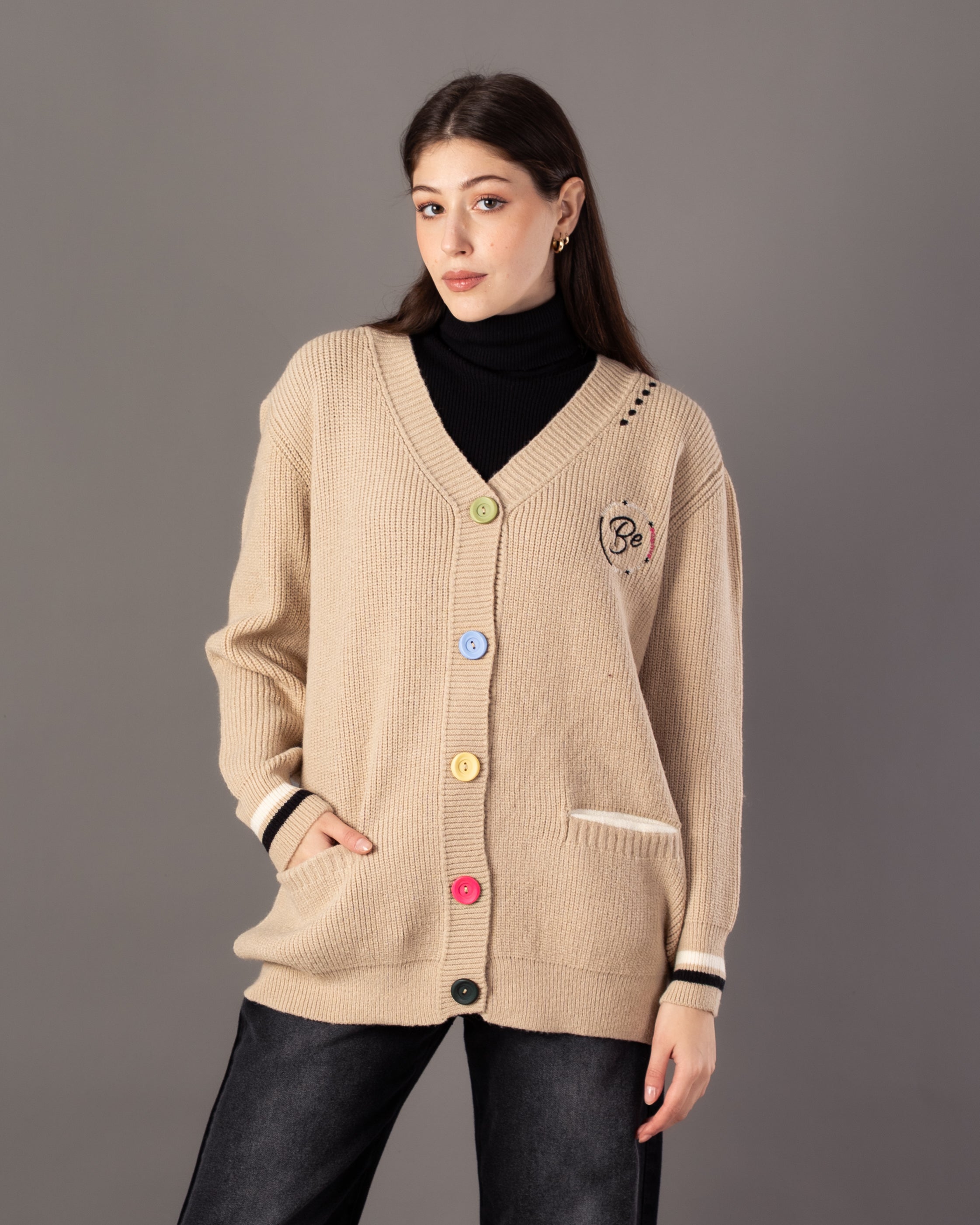 Knitwear Cardigan – Colored Buttons