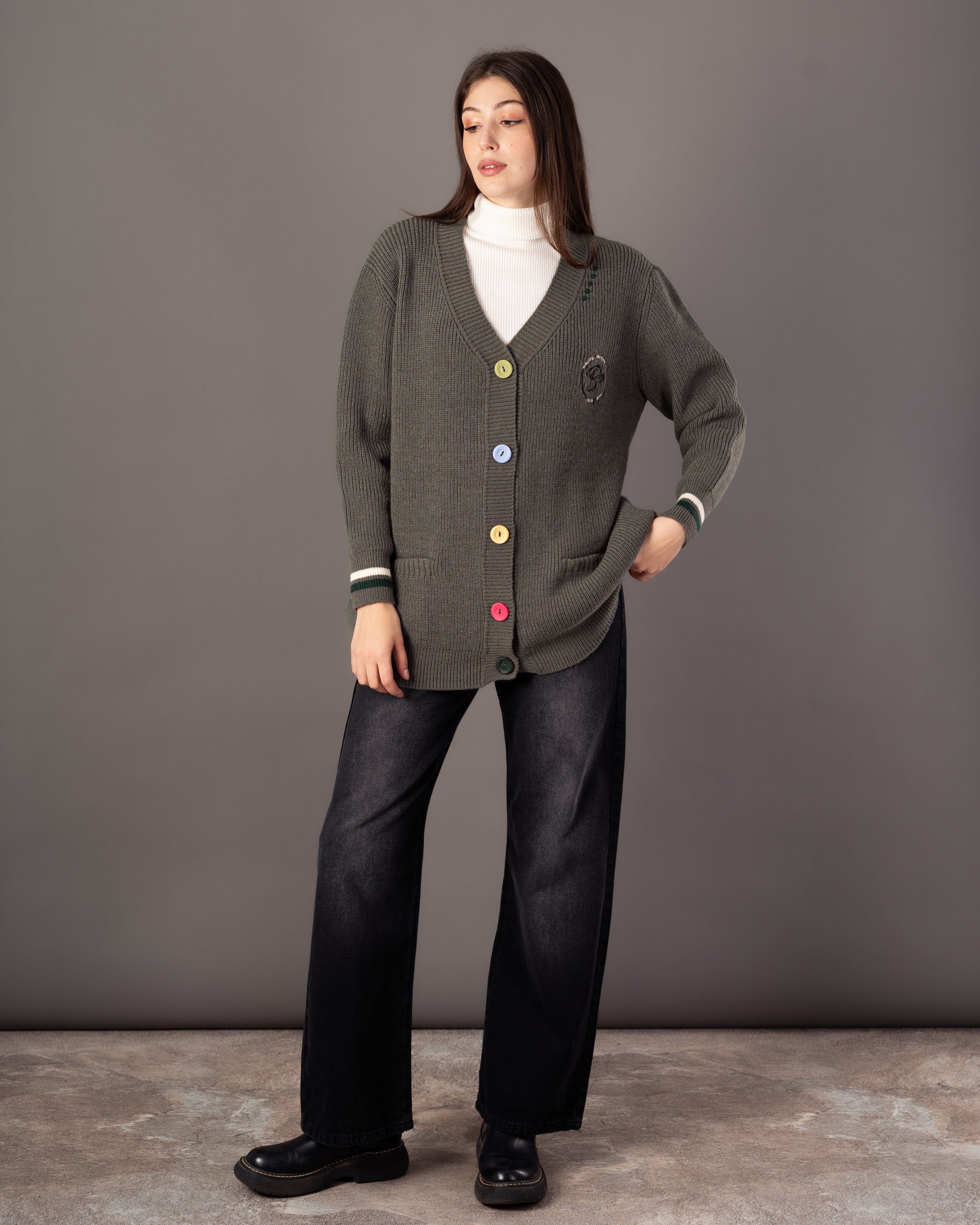Knitwear Cardigan – Colored Buttons