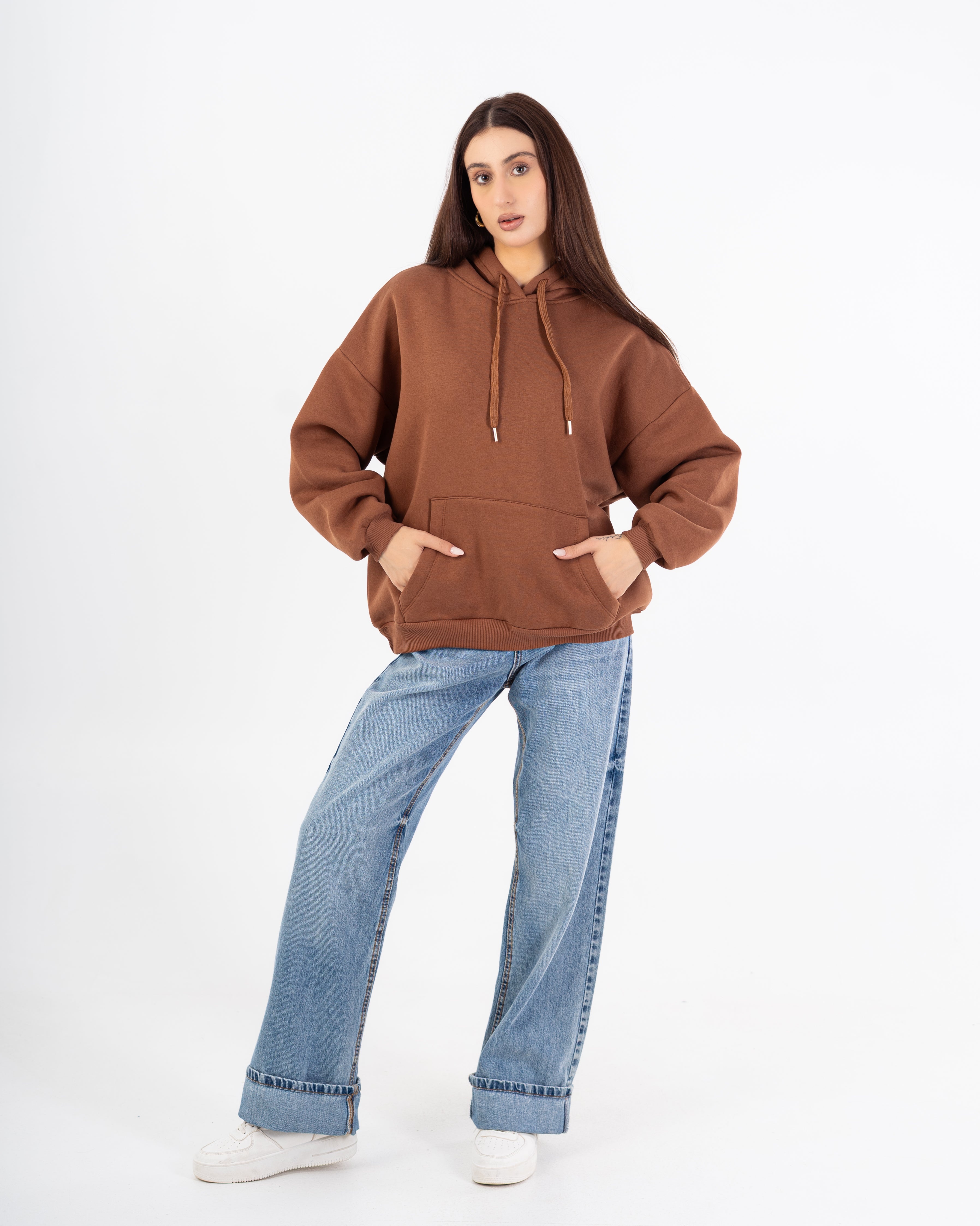 سويت شيرت – طباعة جرافيكية على الظهر