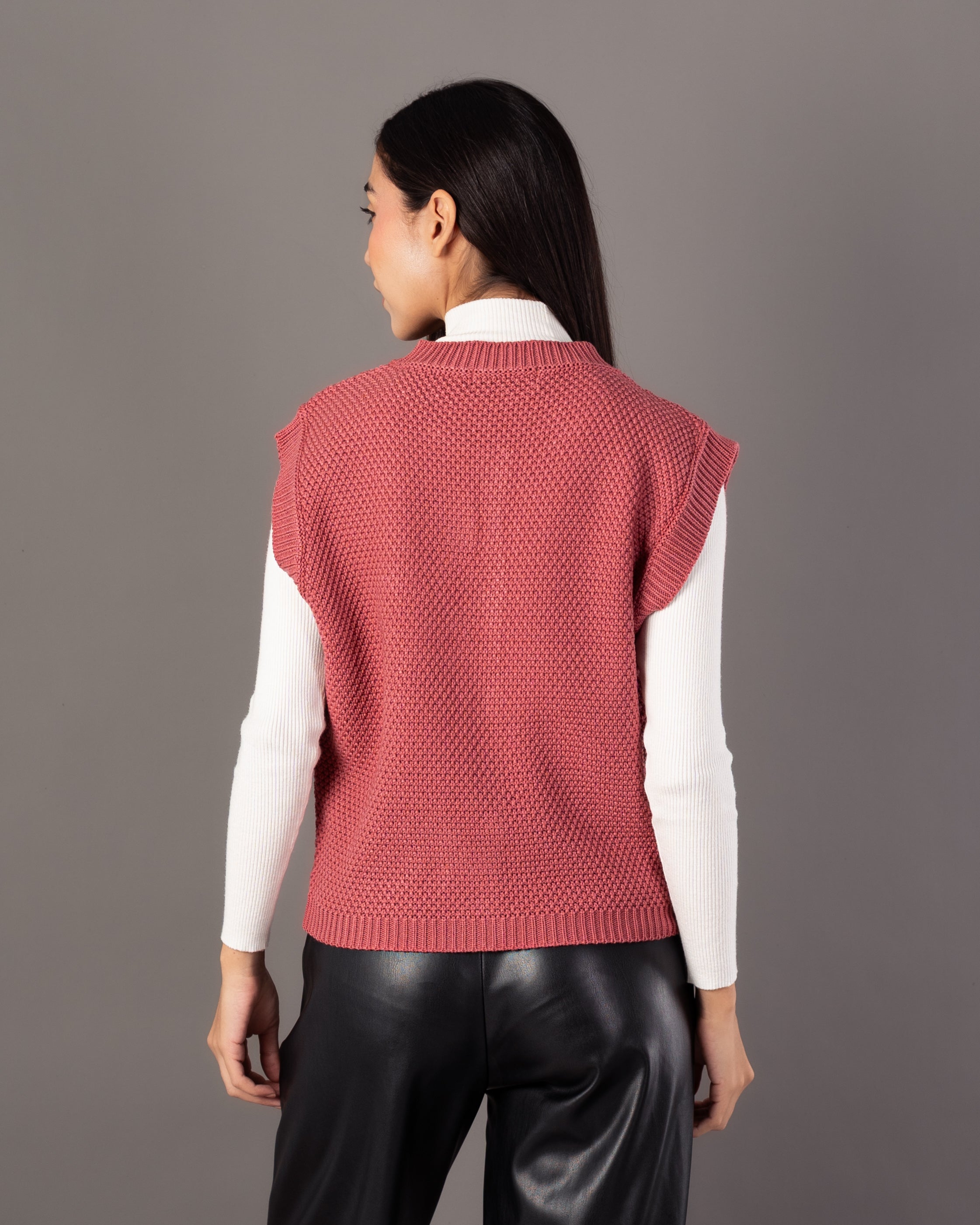 Knitwear Vest – Gold Button