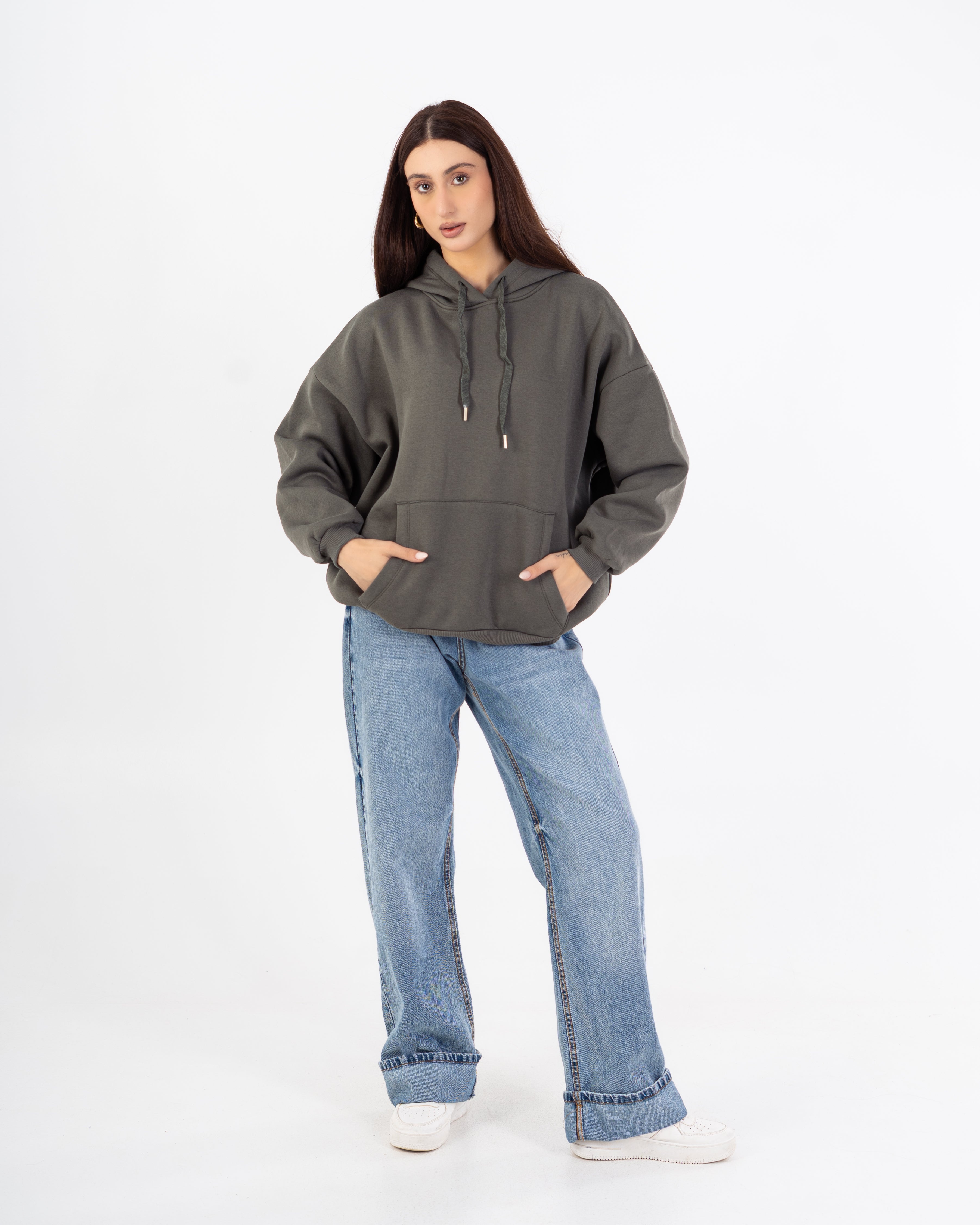 سويت شيرت – طباعة جرافيكية على الظهر