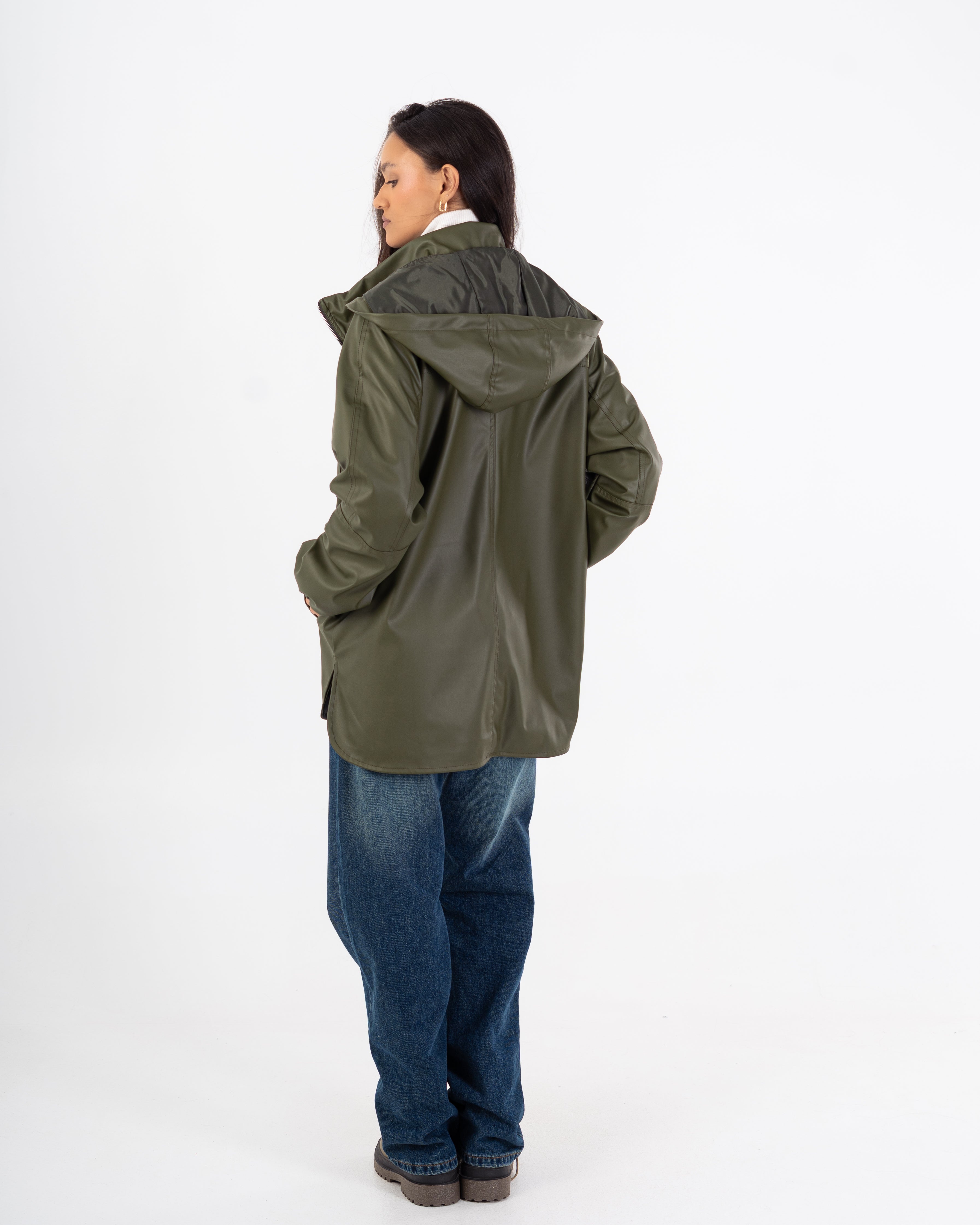 جاكيت جلدي - سادة (أكمام مرنة، جيب على الصدر)