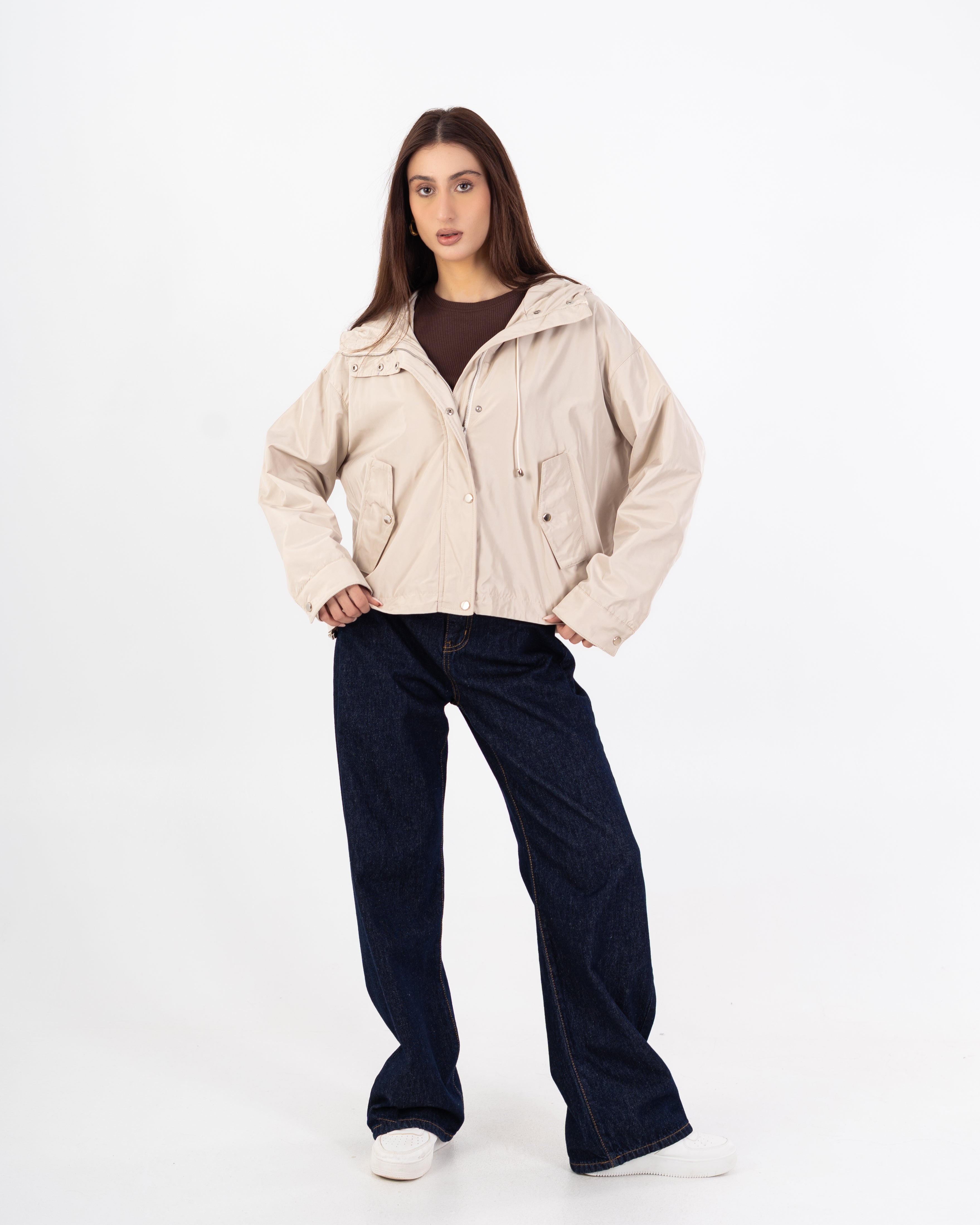 سترة مقاومة للماء – أزرار كبسولة (بغطاء رأس)