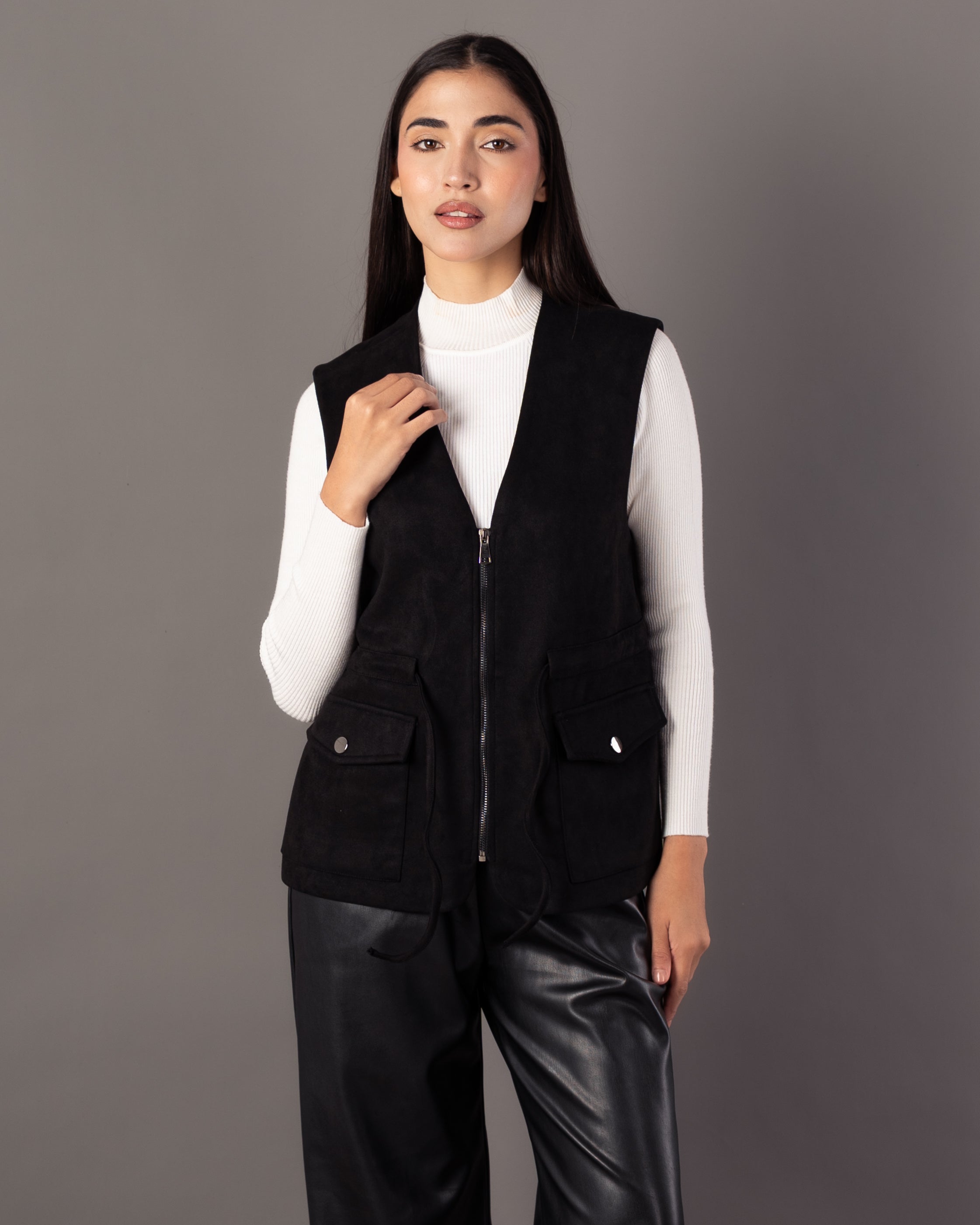 Plain Vest – Zipper (Elastic Waist, Pockets)