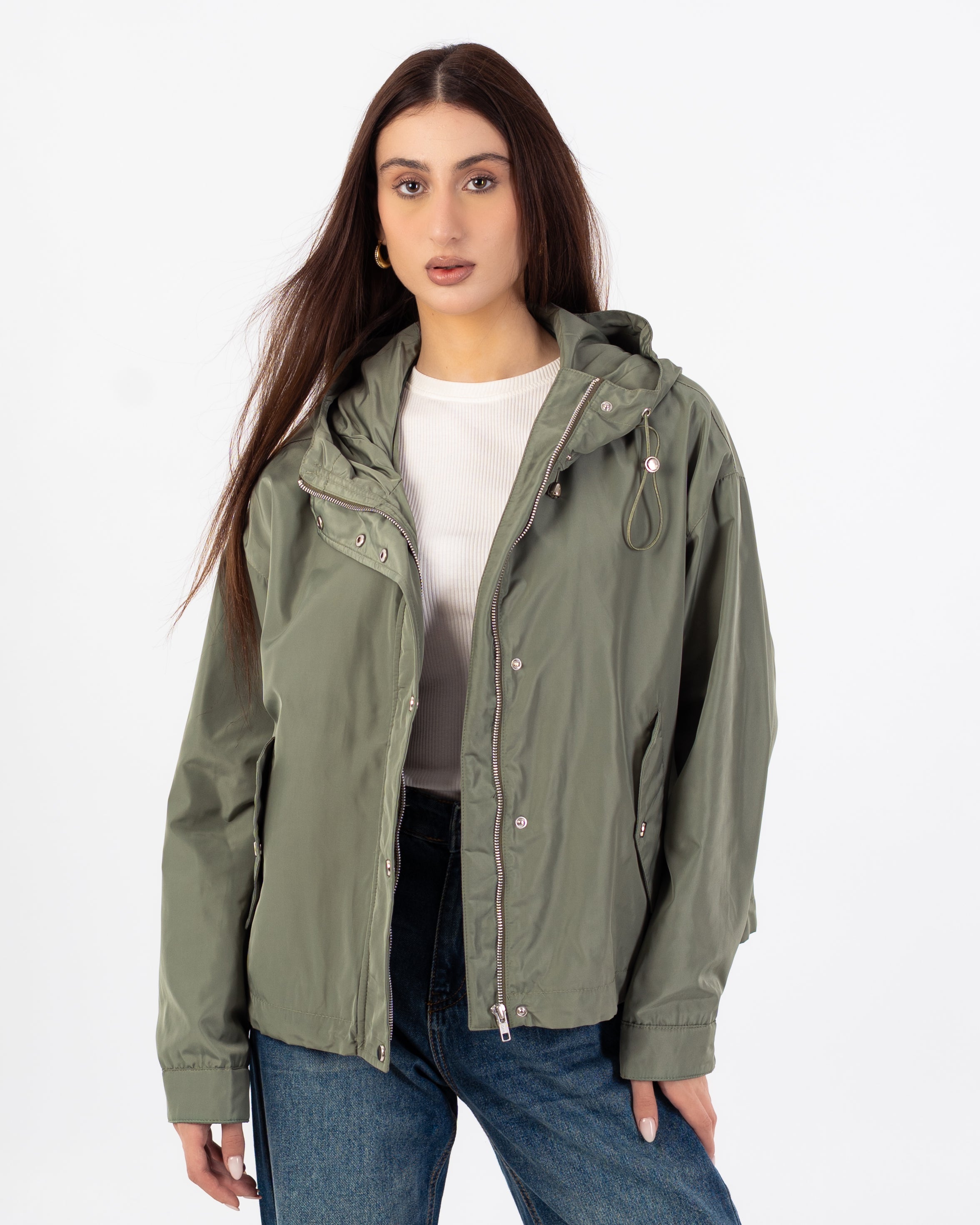 سترة مقاومة للماء – أزرار كبسولة (بغطاء رأس)