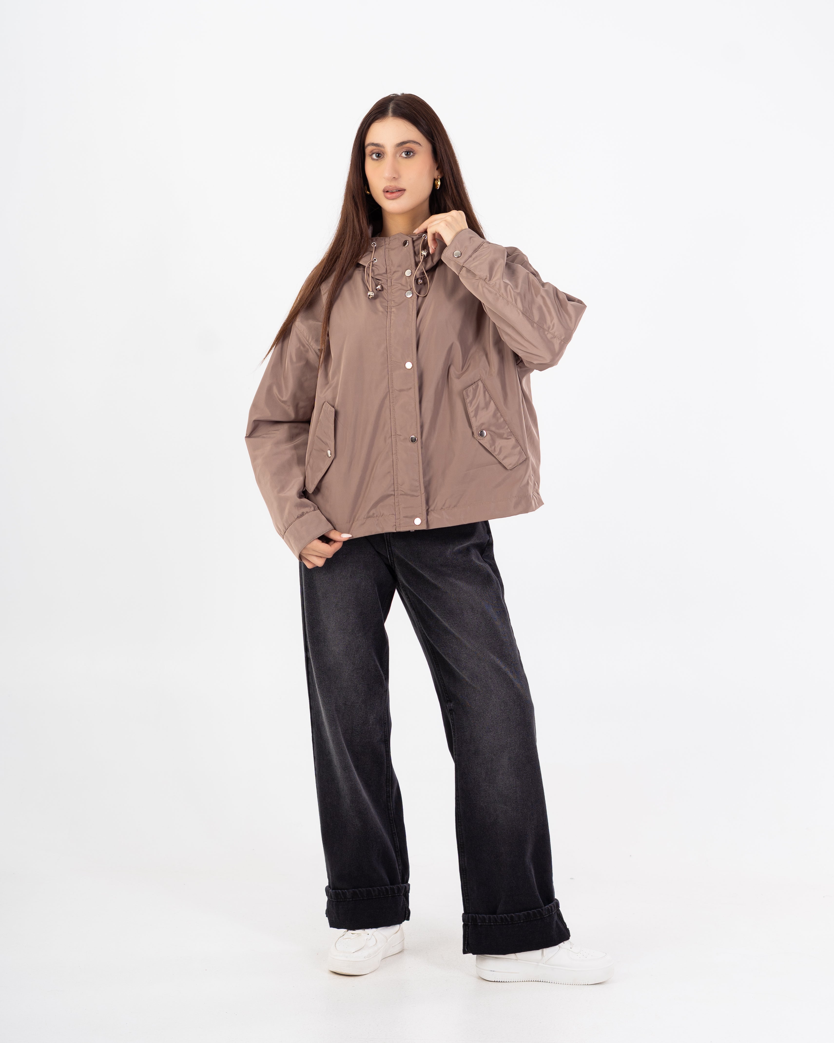 سترة مقاومة للماء – أزرار كبسولة (بغطاء رأس)