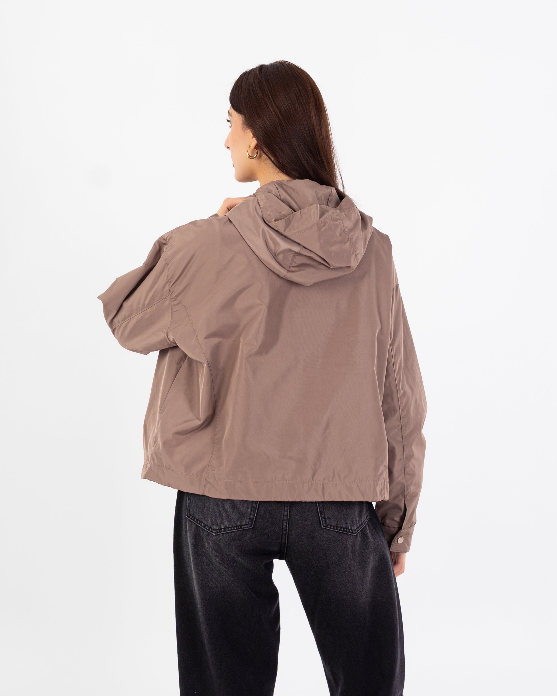 سترة مقاومة للماء – أزرار كبسولة (بغطاء رأس)