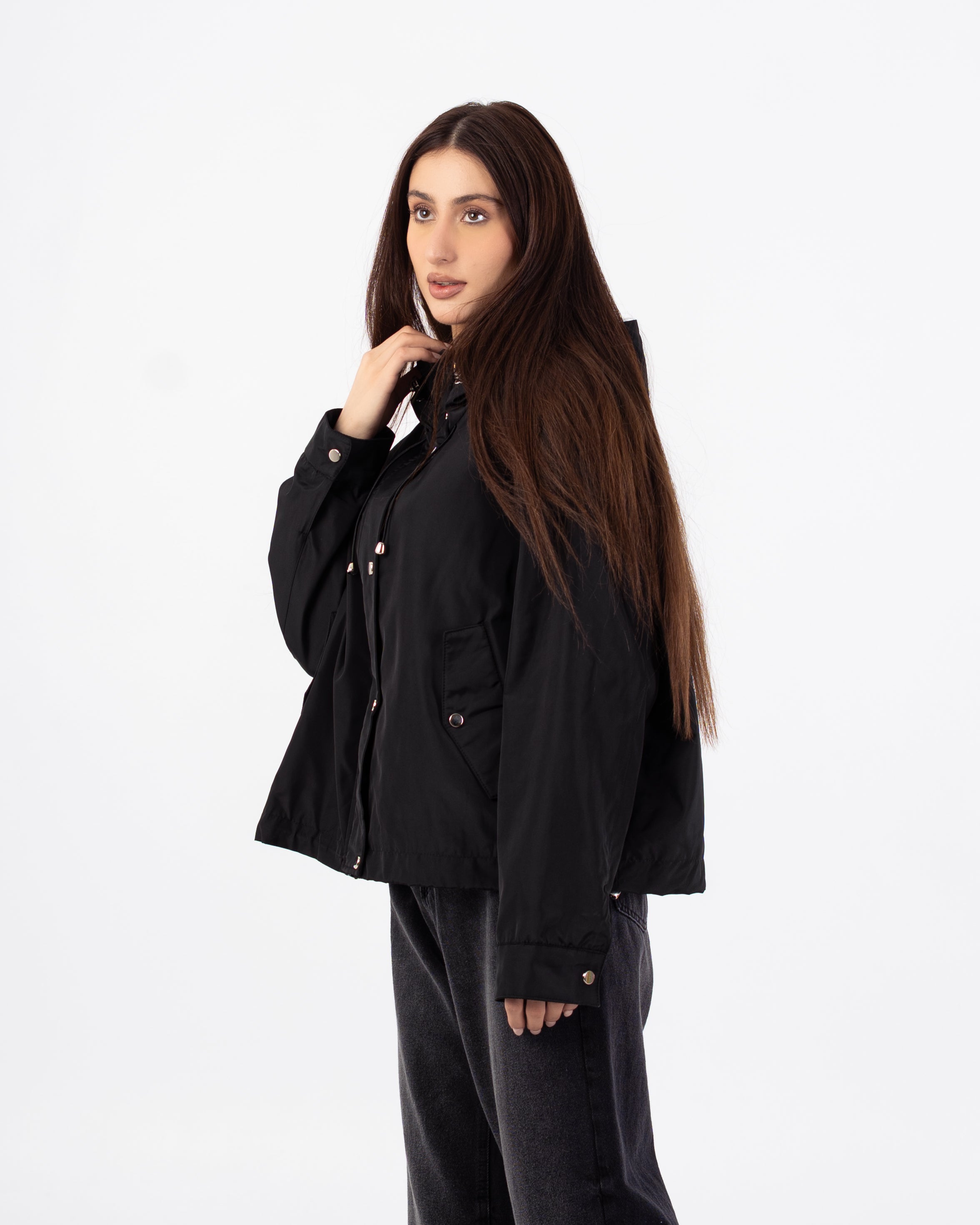 سترة مقاومة للماء – أزرار كبسولة (بغطاء رأس)