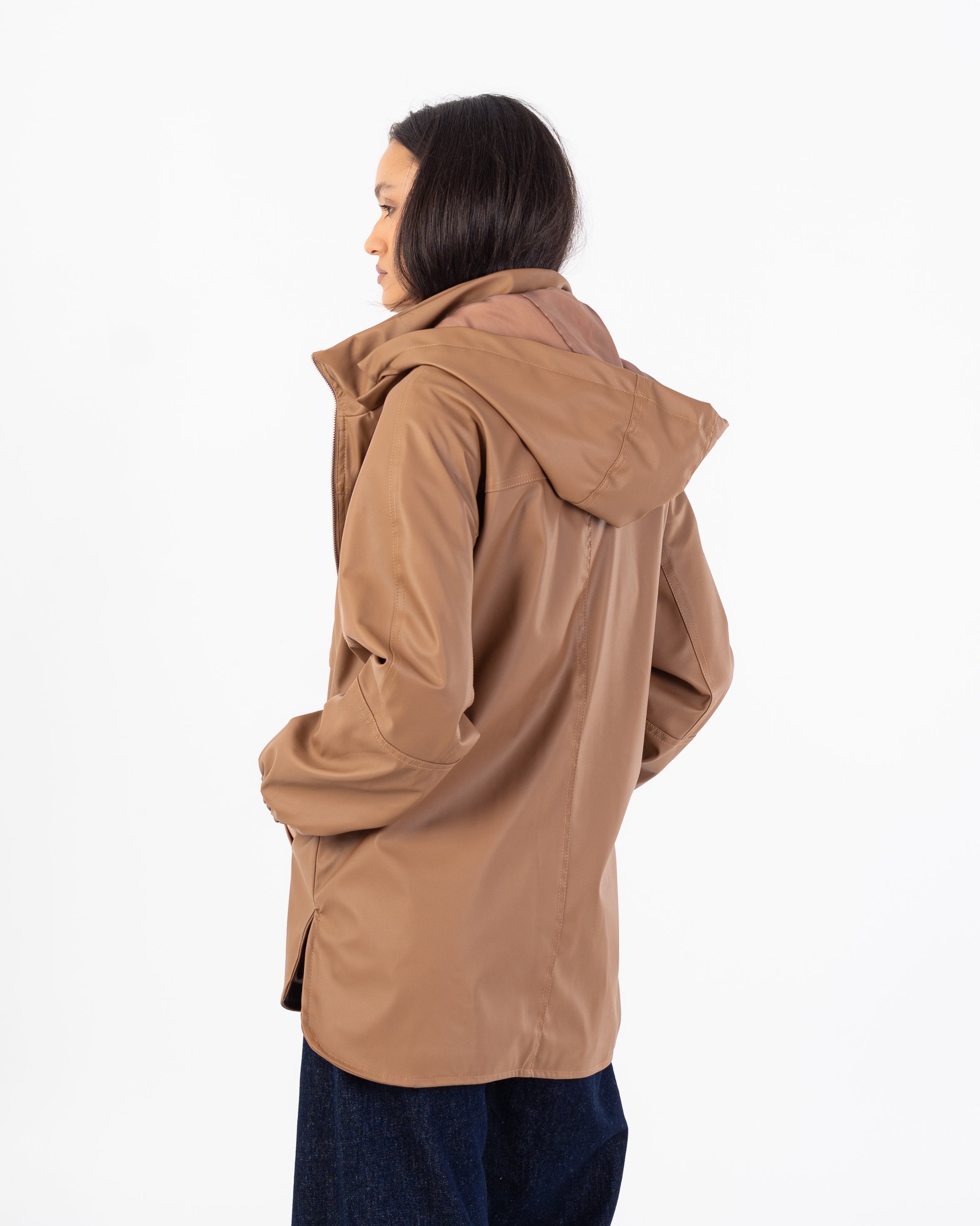 جاكيت جلدي - سادة (أكمام مرنة، جيب على الصدر)