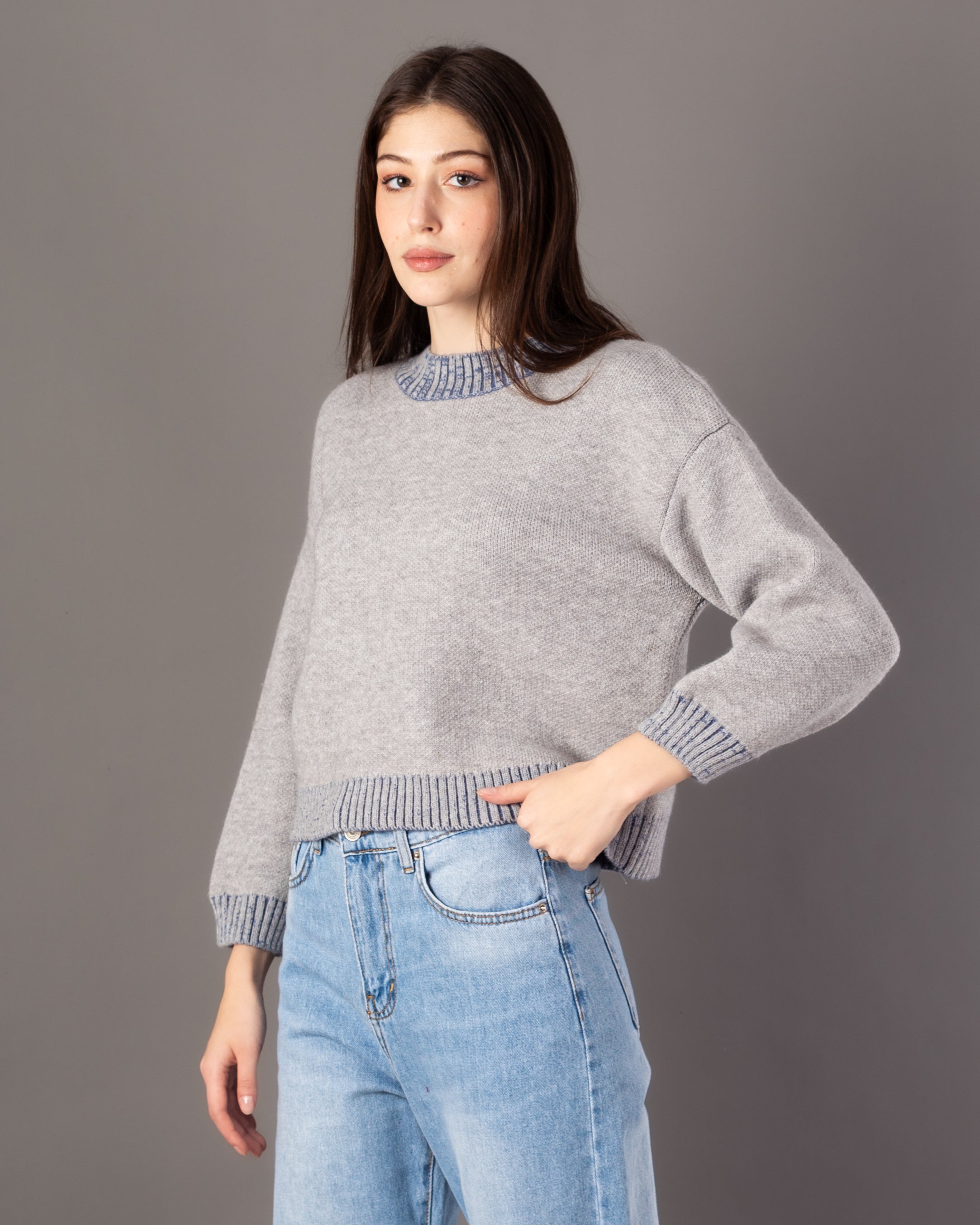 Knitwear Pullover – Colored Neck (Elastic Cuffs & Hem)
