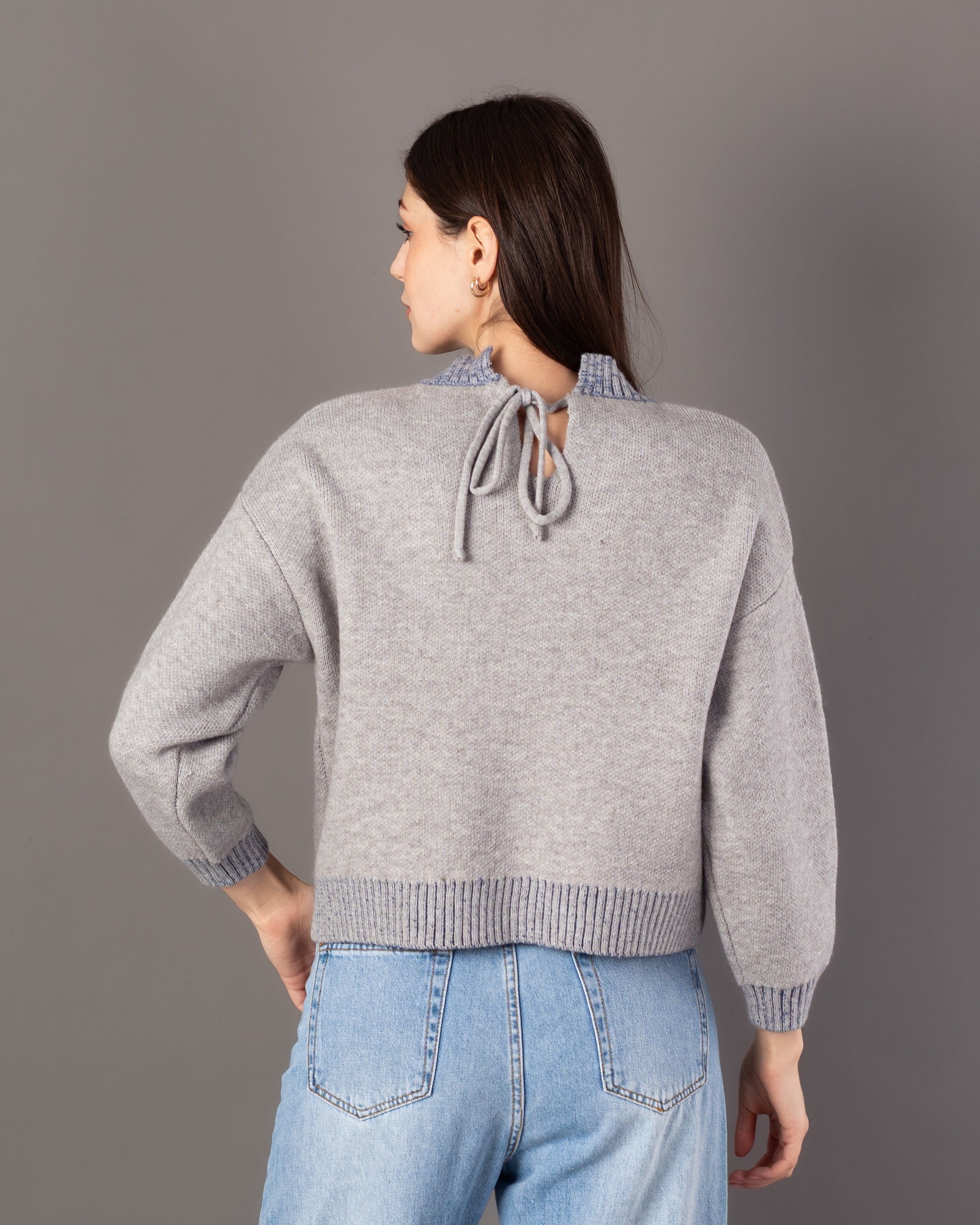 Knitwear Pullover – Colored Neck (Elastic Cuffs & Hem)