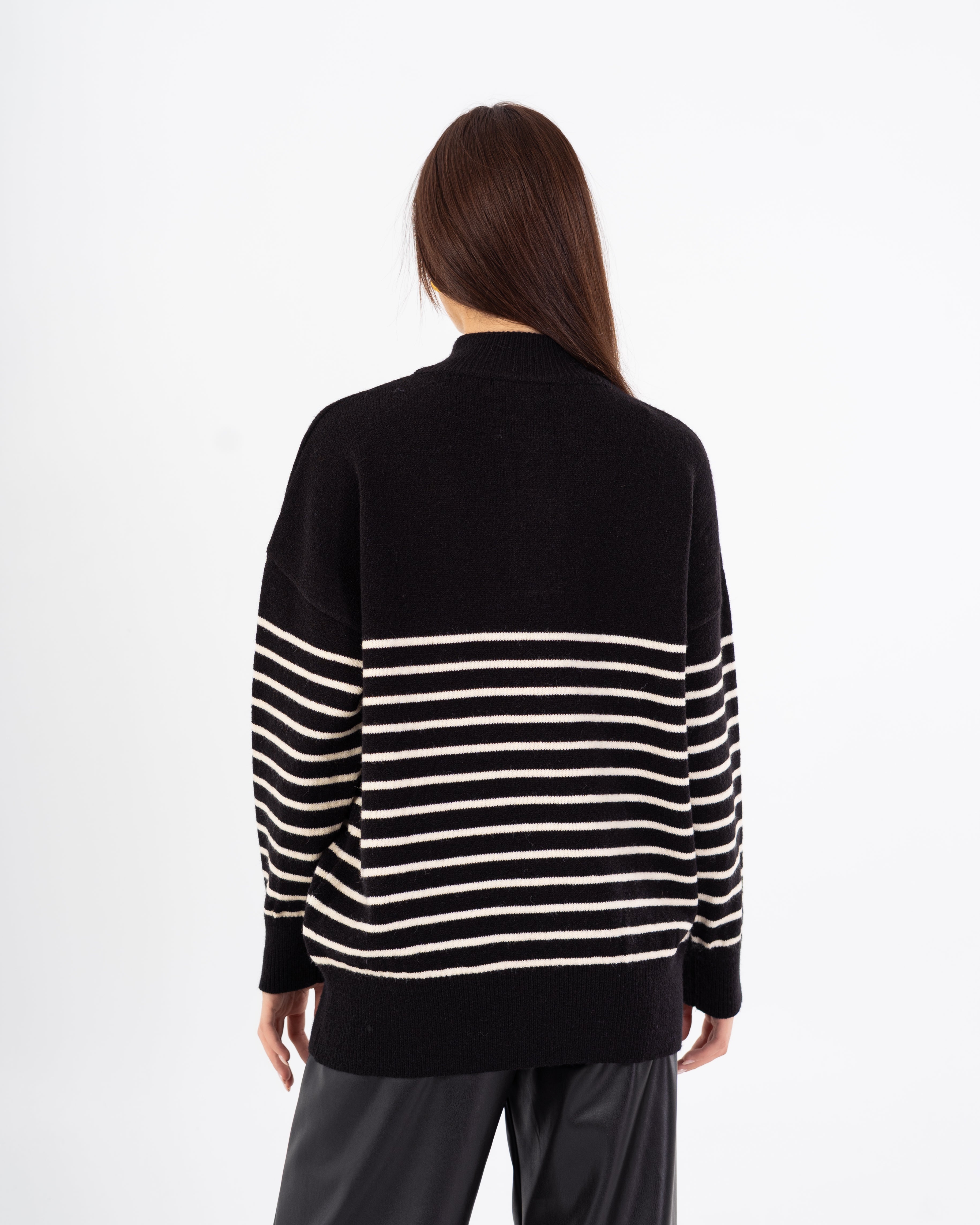 Knitwear Pullover – Button Neck (Stripes)
