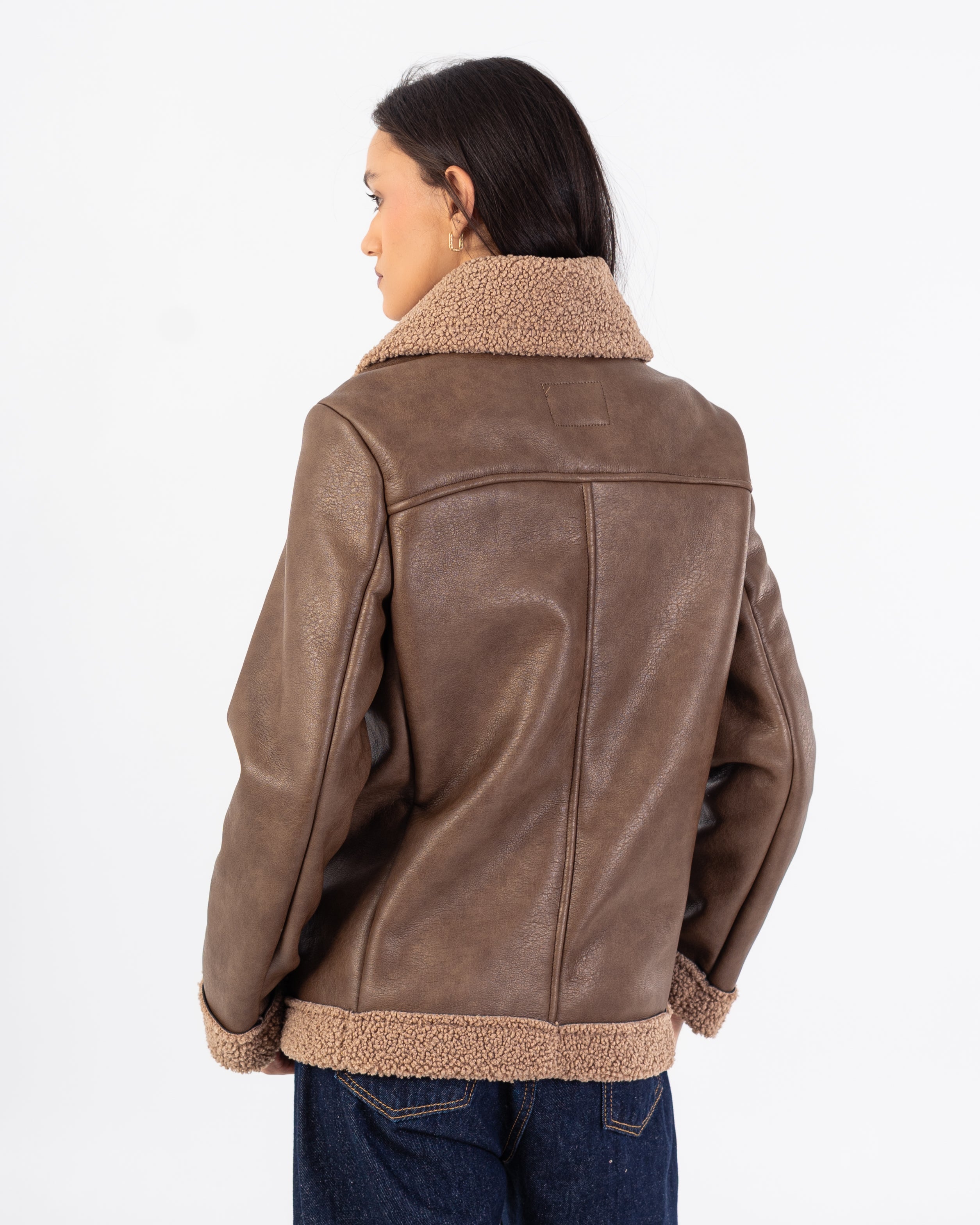 جاكيت جلدي – مبطن (فرو)