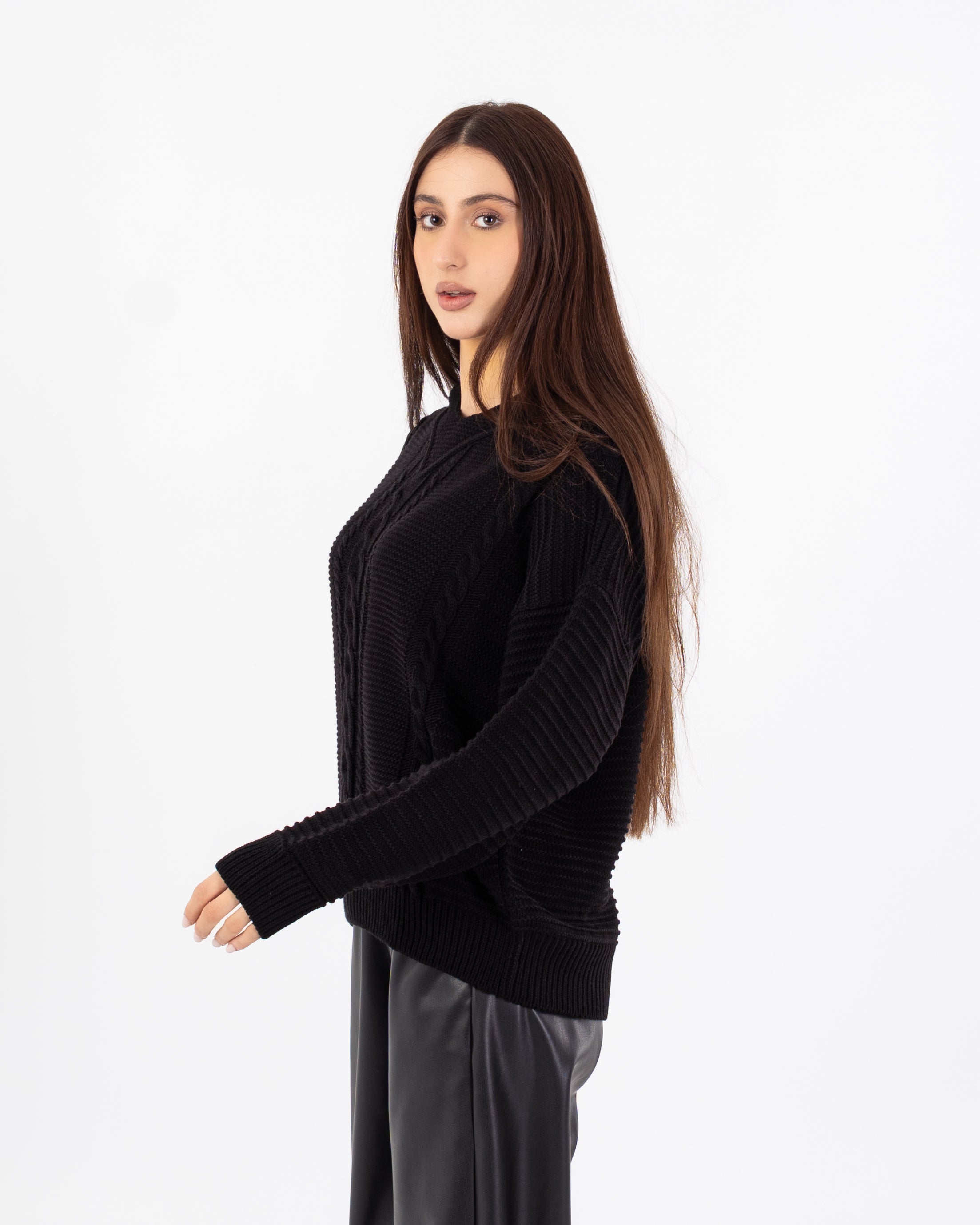 Knitwear Pullover – Hooded (Braided Chest, Plain)