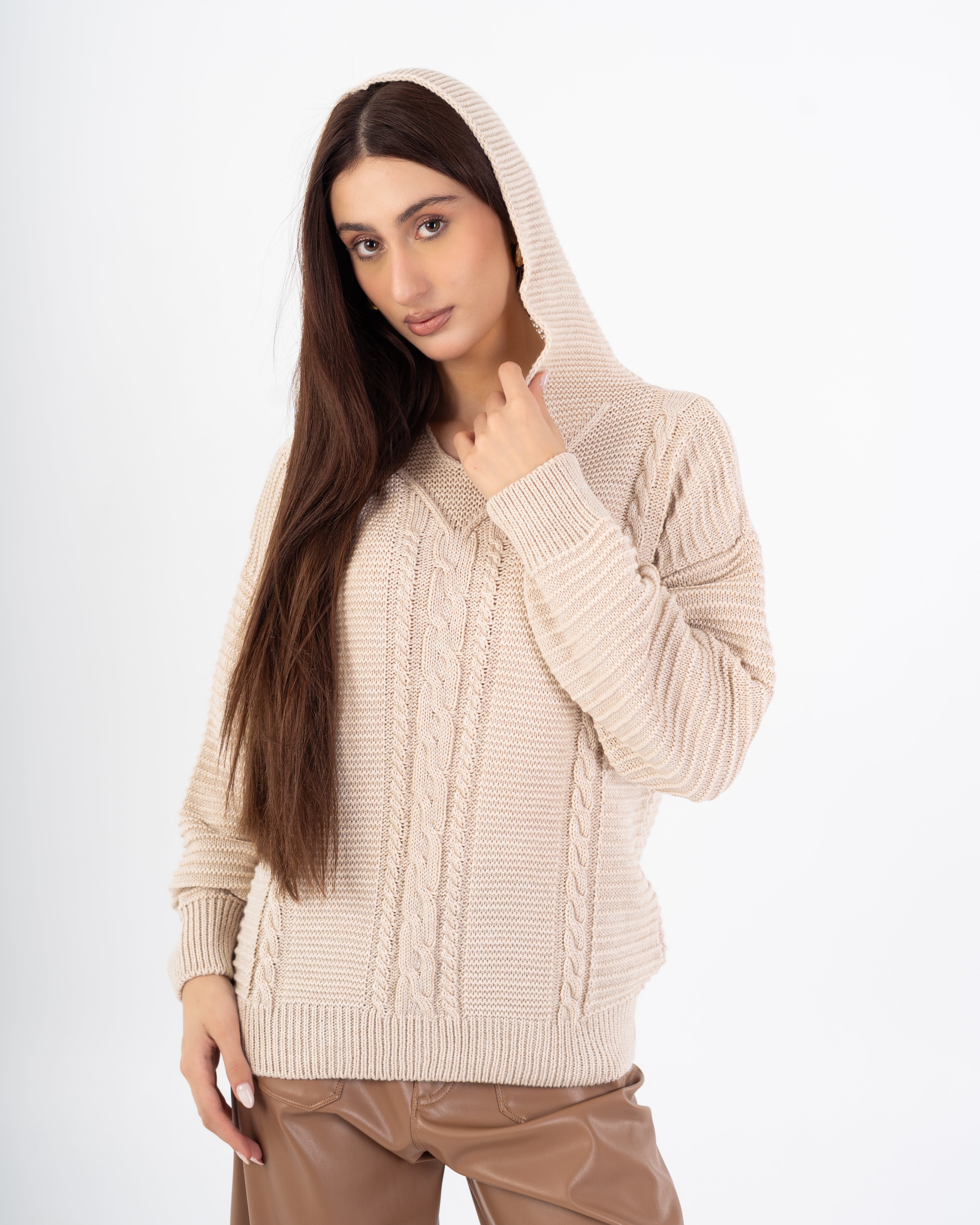 Knitwear Pullover – Hooded (Braided Chest, Plain)