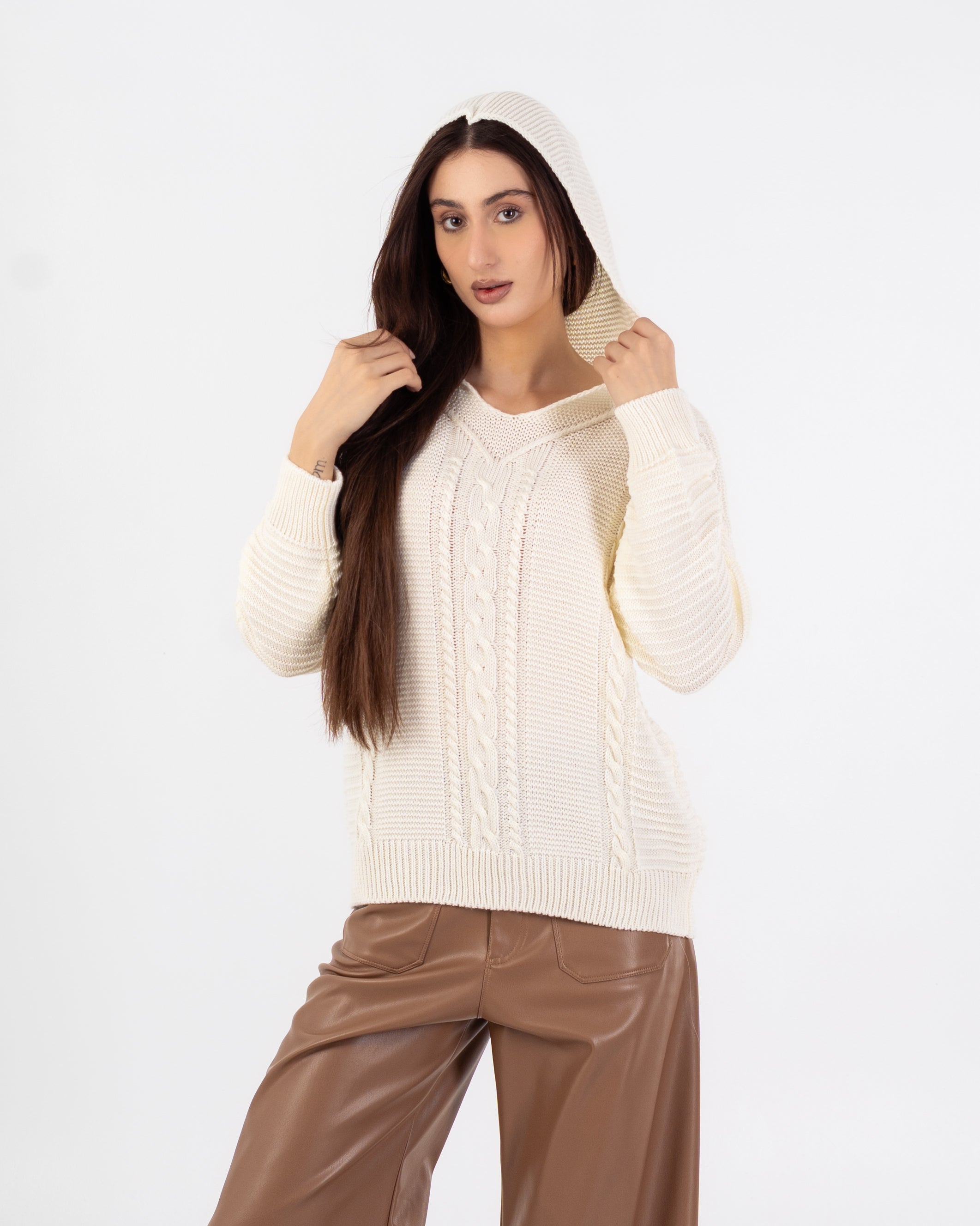 Knitwear Pullover – Hooded (Braided Chest, Plain)