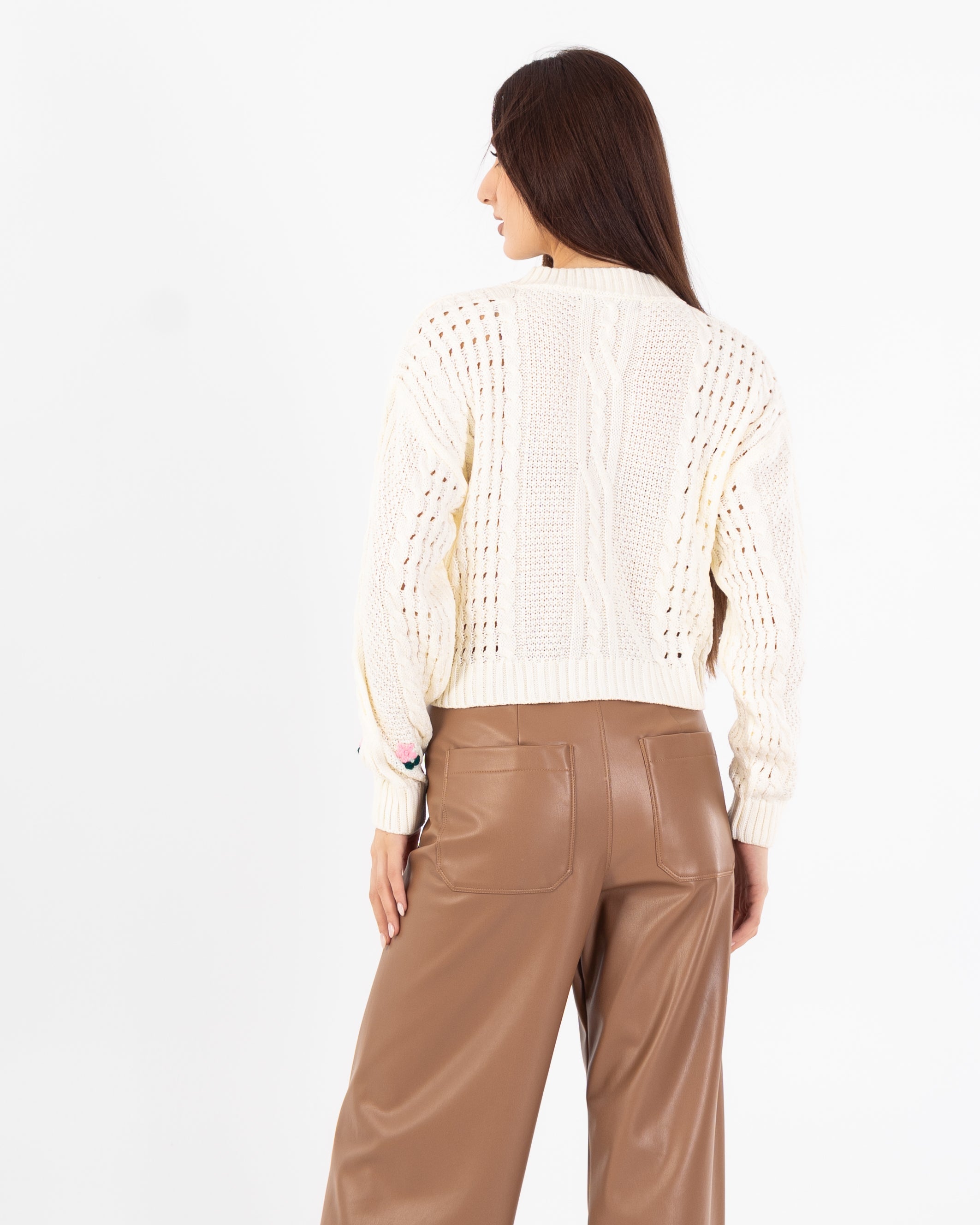 Knitwear Pullover – Short (Small Chest Floral Embroidery)