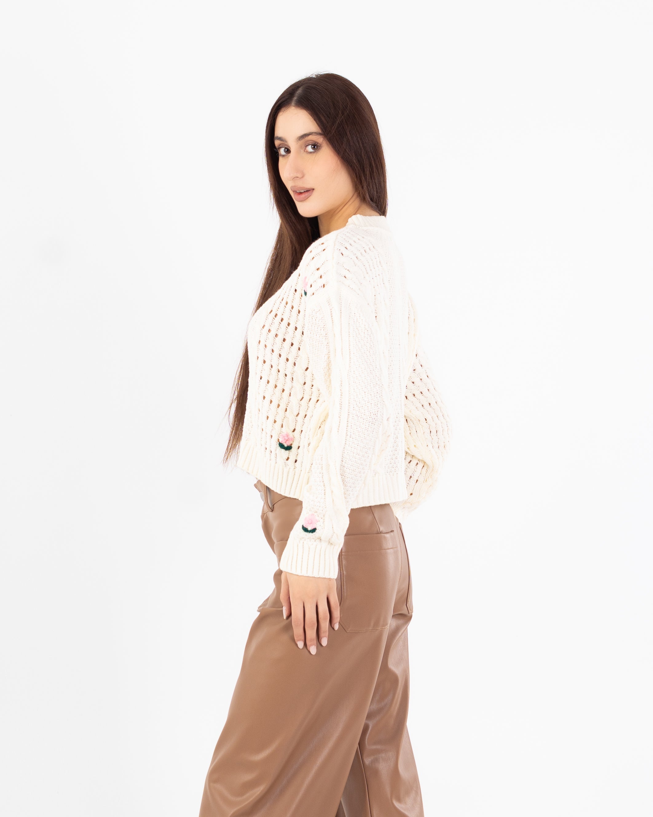 Knitwear Pullover – Short (Small Chest Floral Embroidery)