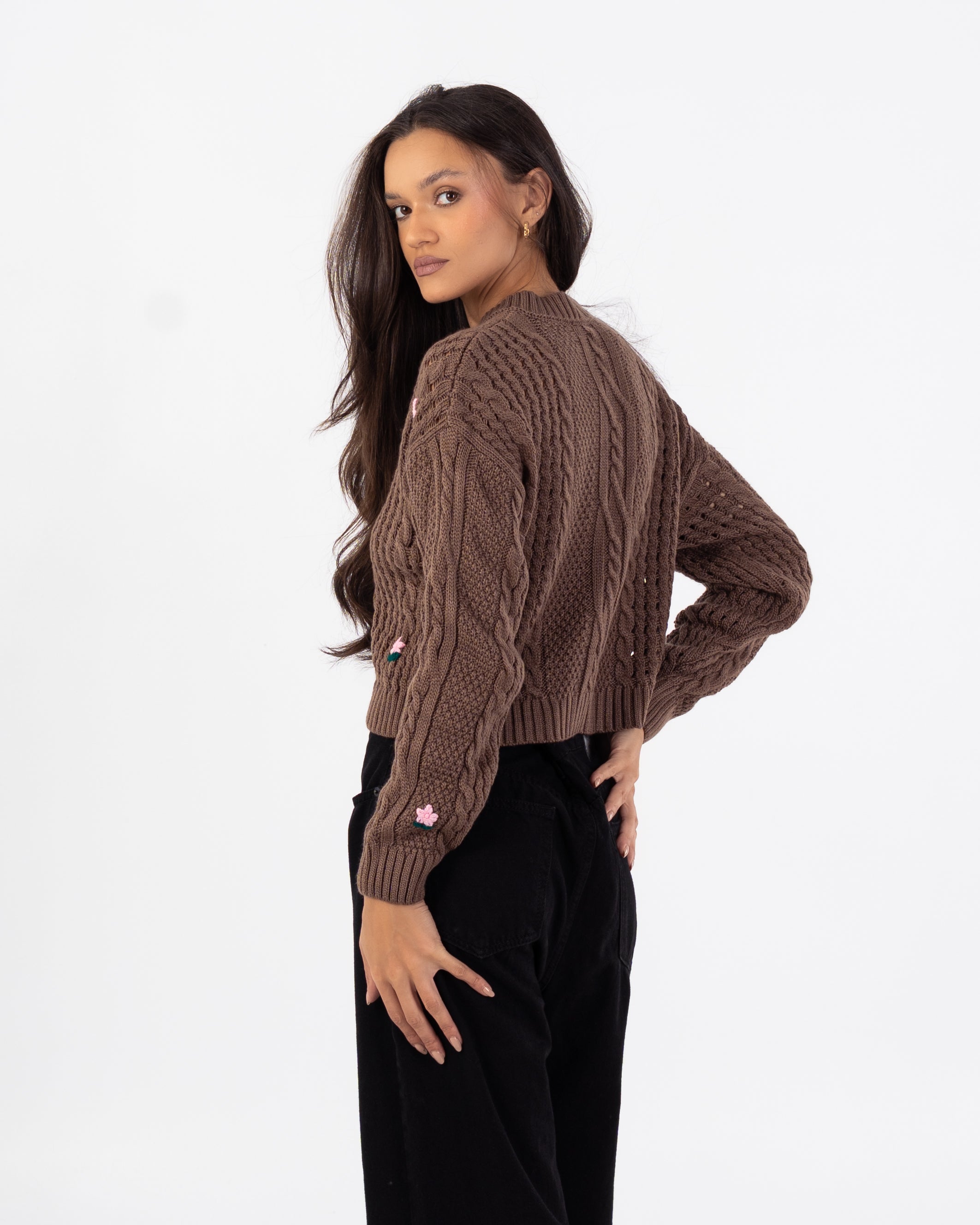 Knitwear Pullover – Short (Small Chest Floral Embroidery)