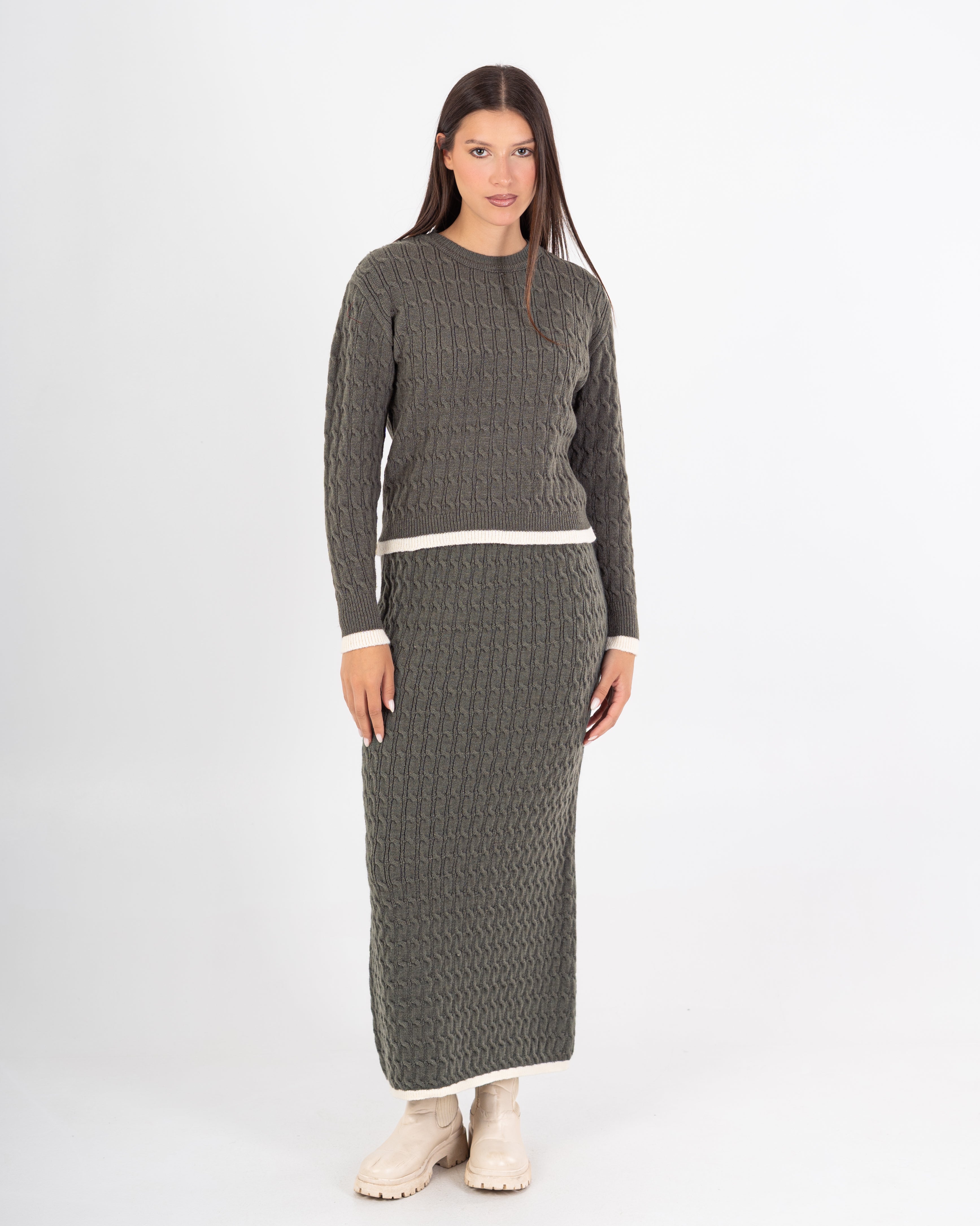 Knitwear Suit – Plain (Two Pieces)